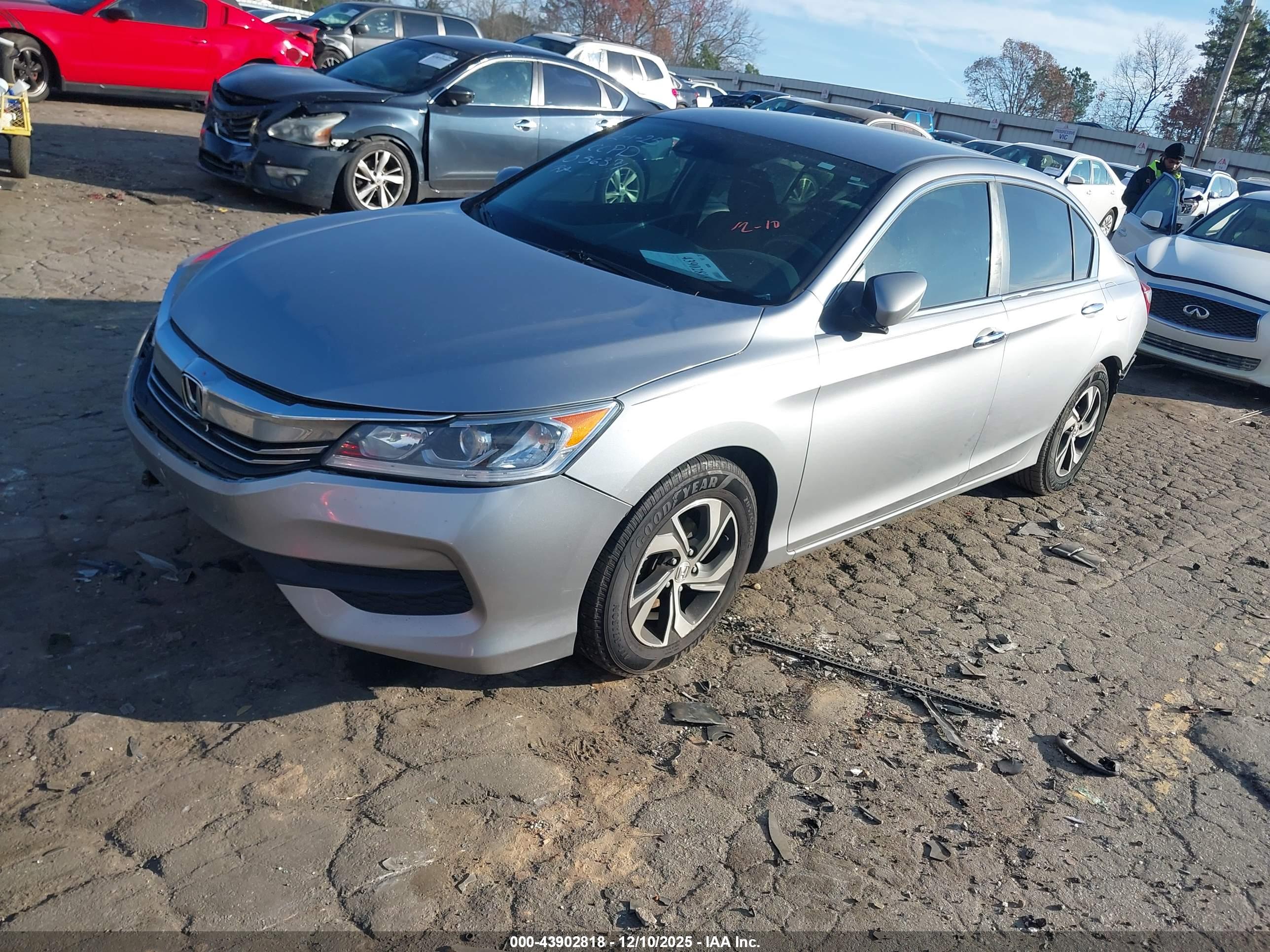 HONDA ACCORD image 2