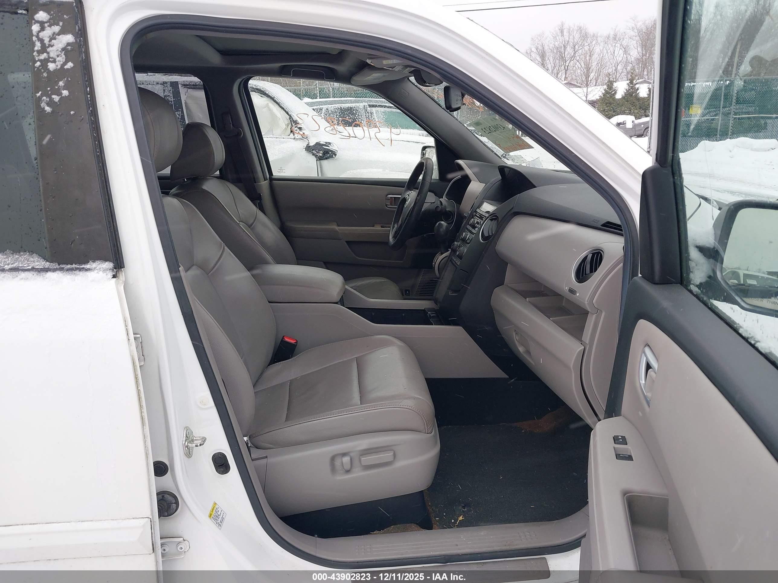 HONDA PILOT image 5