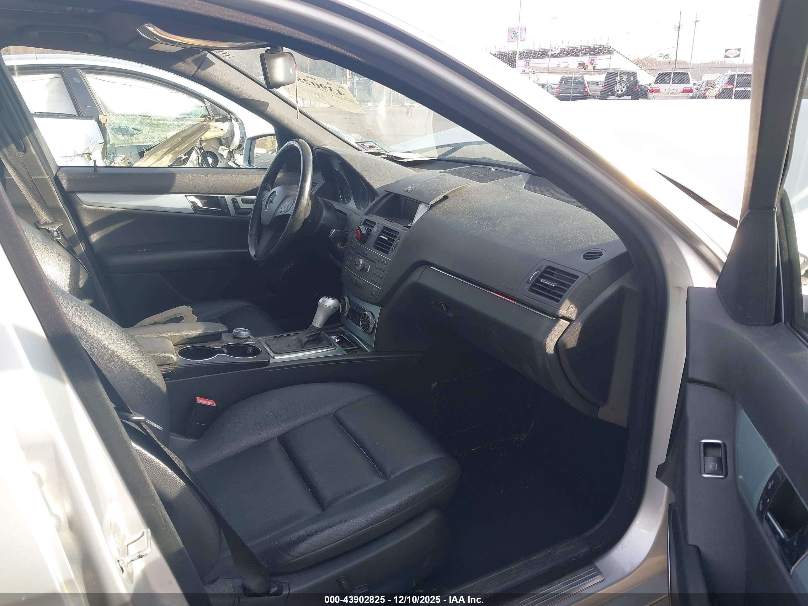 MERCEDES-BENZ C image 5