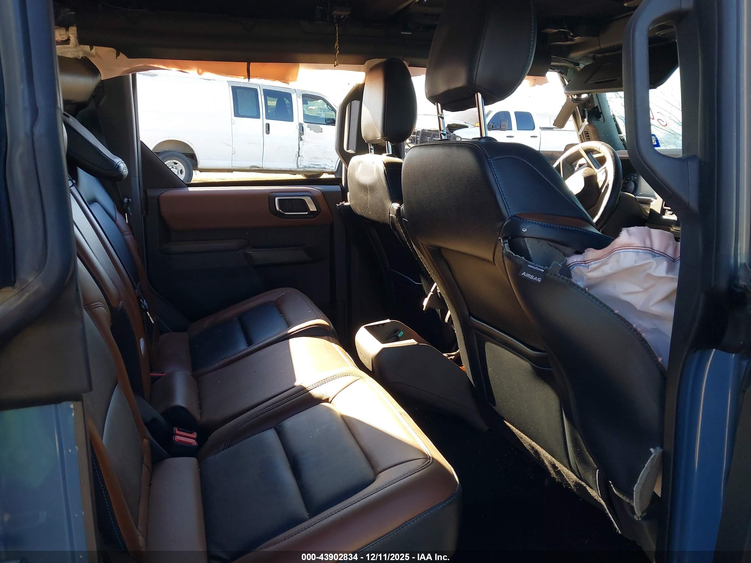 FORD BRONCO image 8