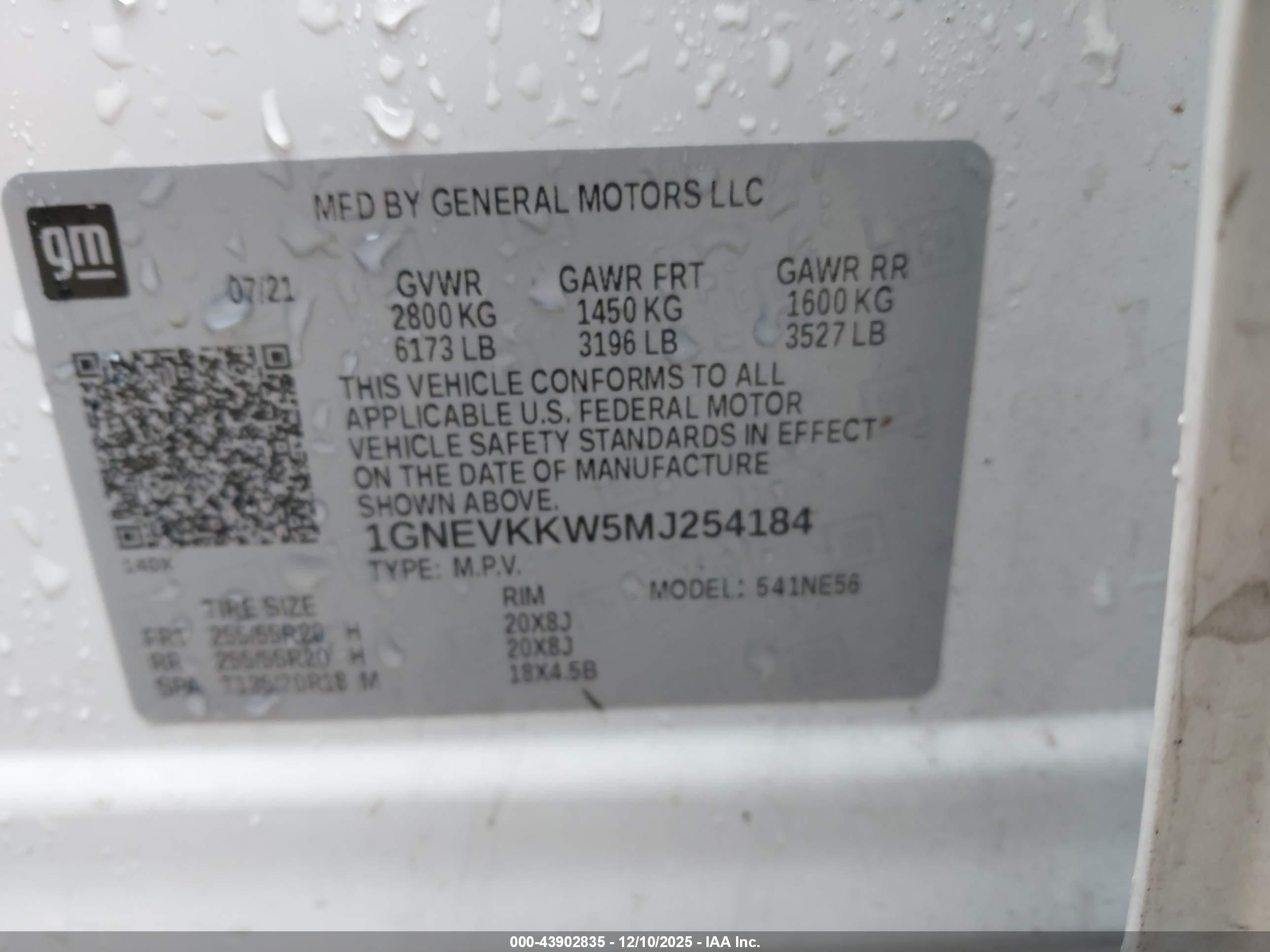 CHEVROLET TRAVERSE image 9