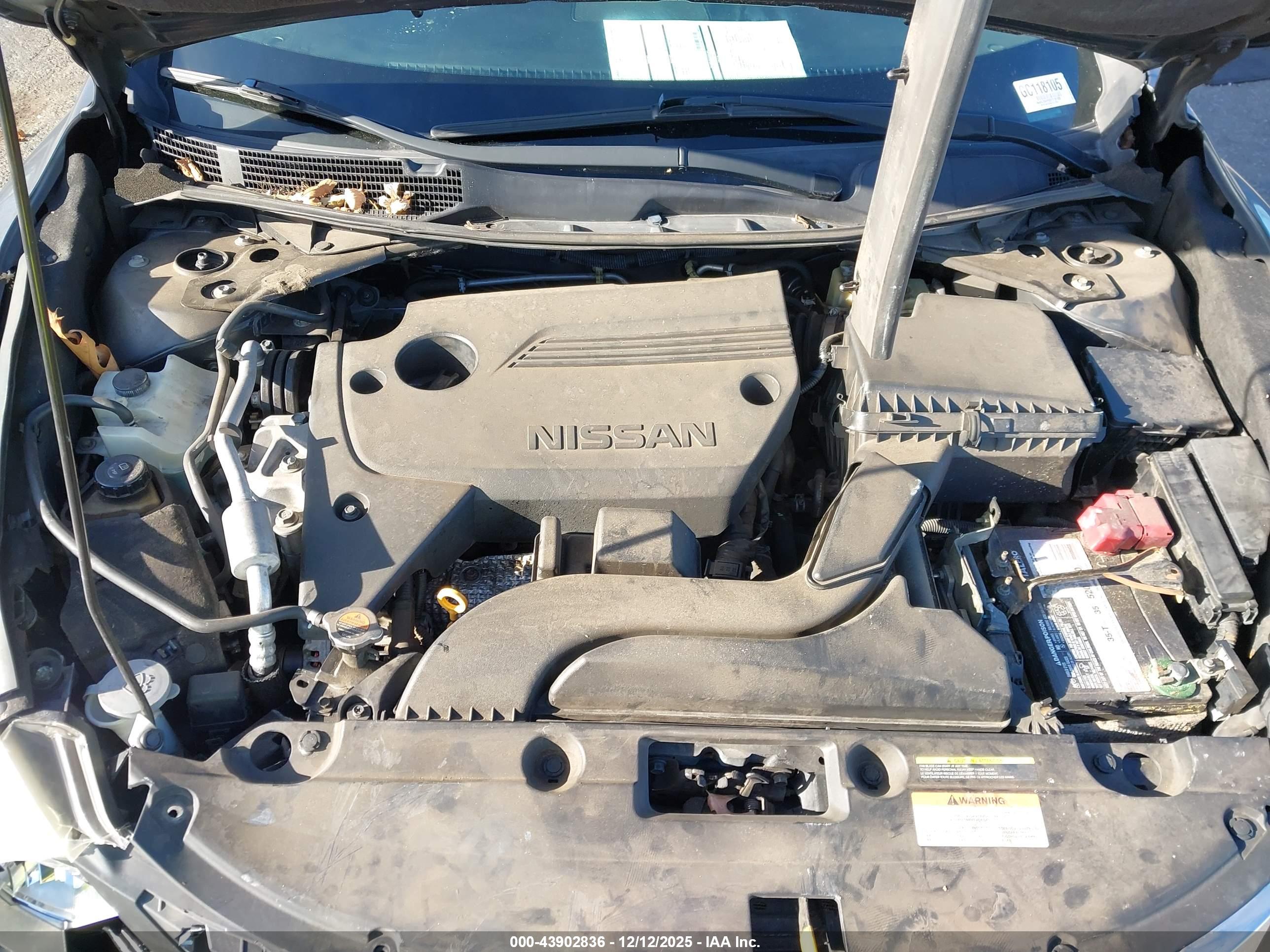 NISSAN ALTIMA image 10