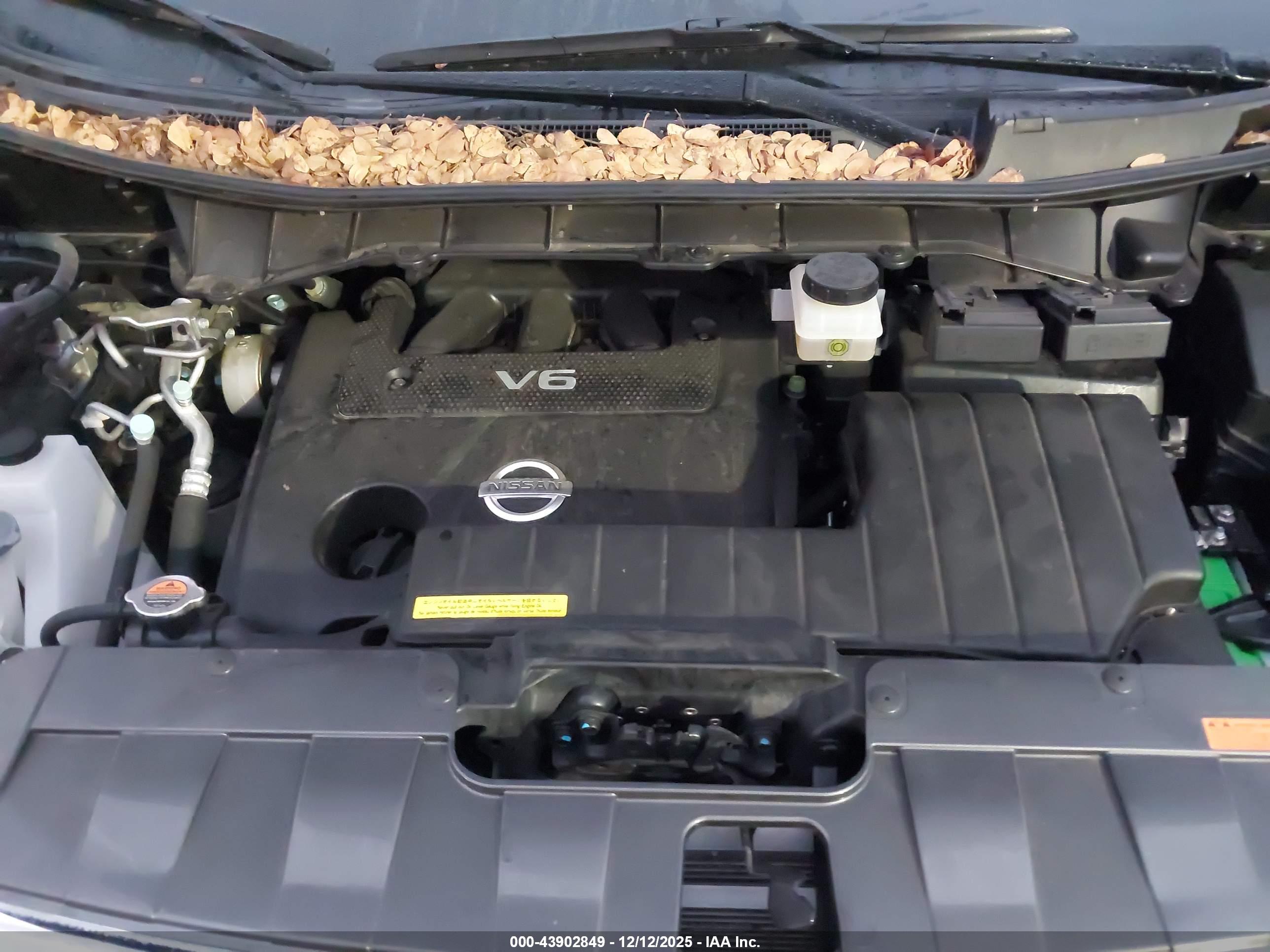 NISSAN QUEST image 10