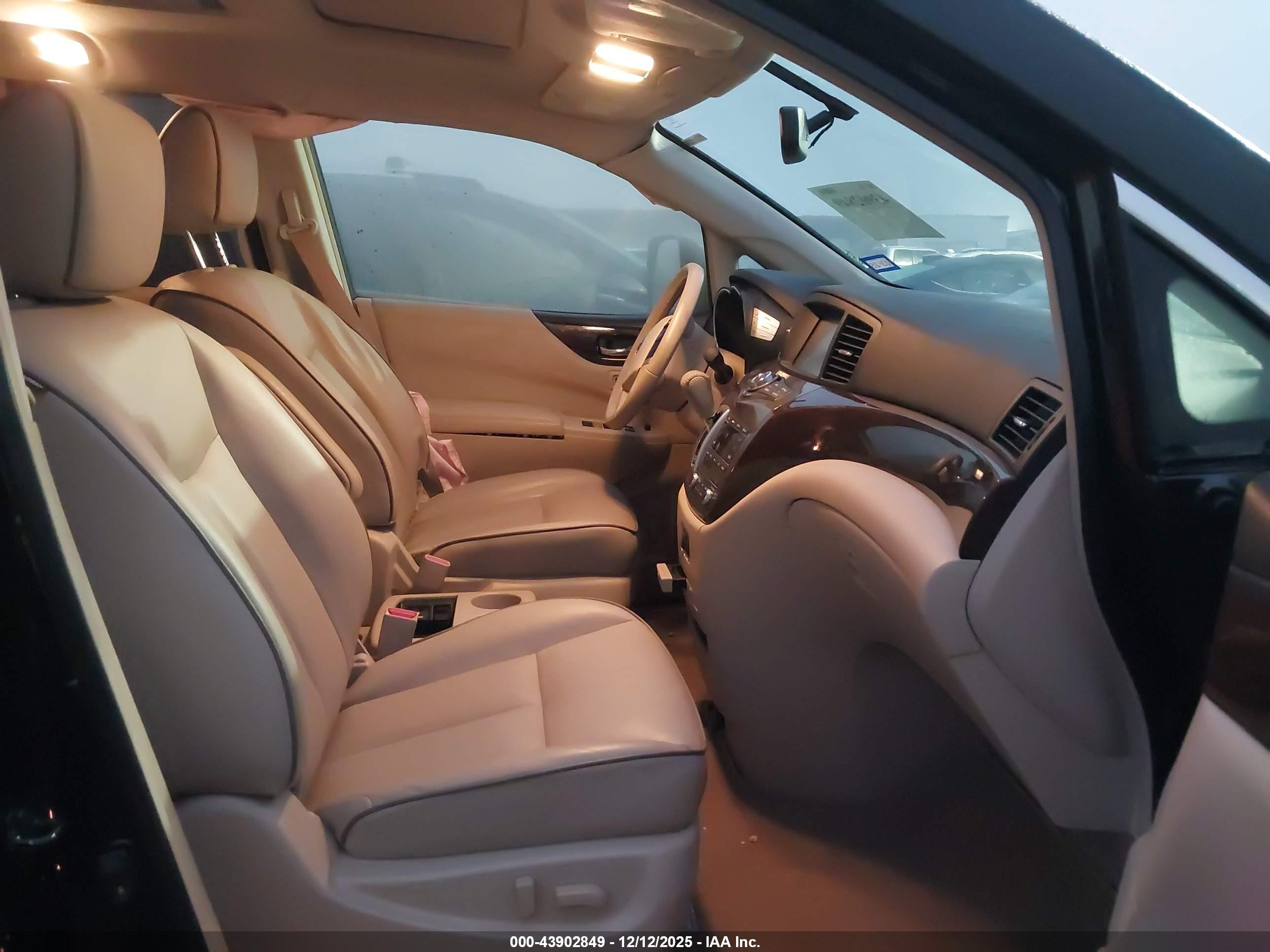 NISSAN QUEST image 5