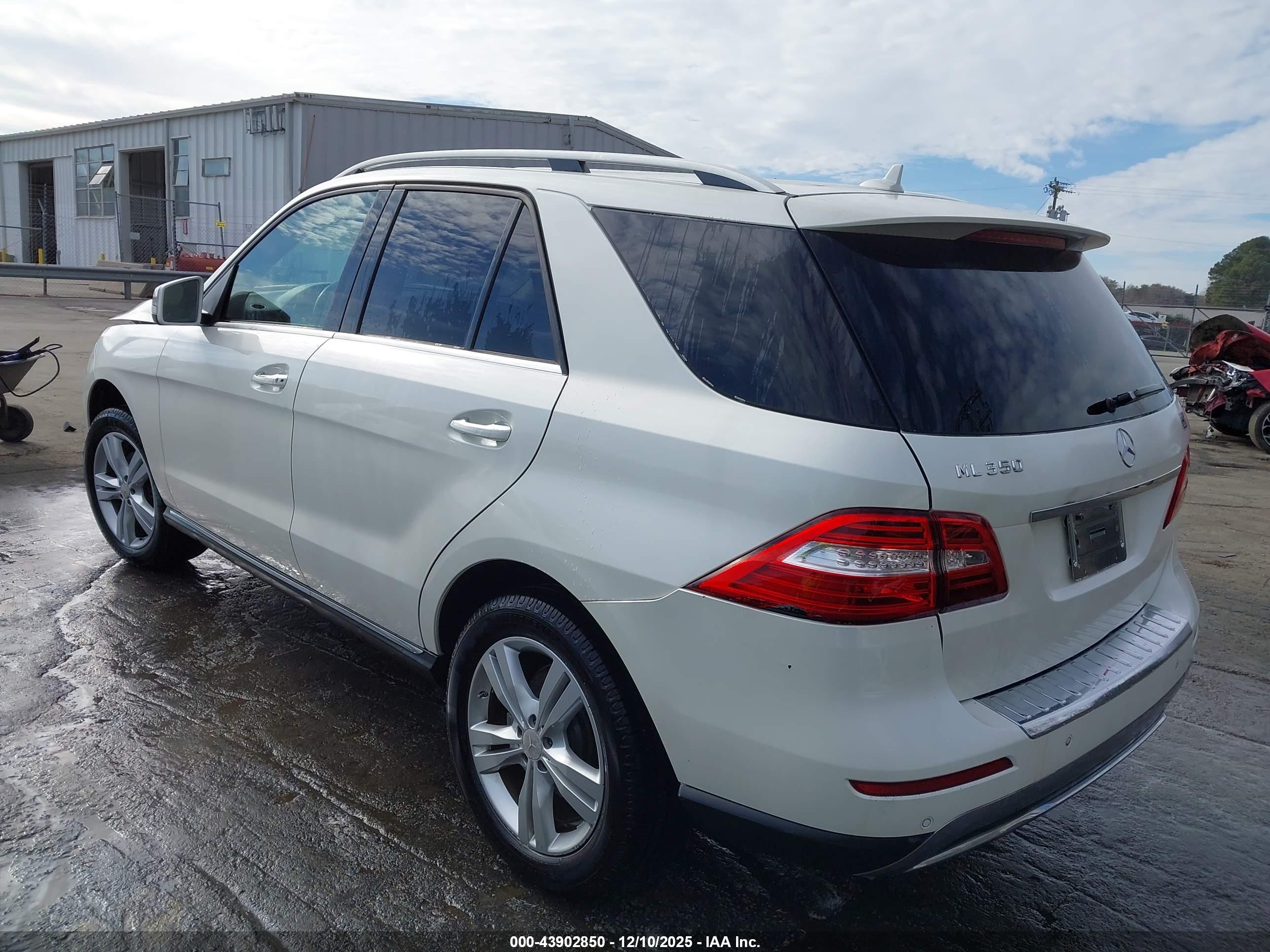 MERCEDES-BENZ ML image 3