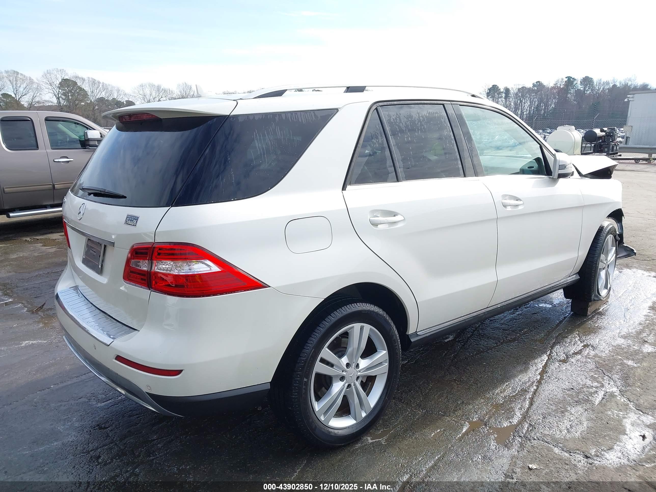 MERCEDES-BENZ ML image 4