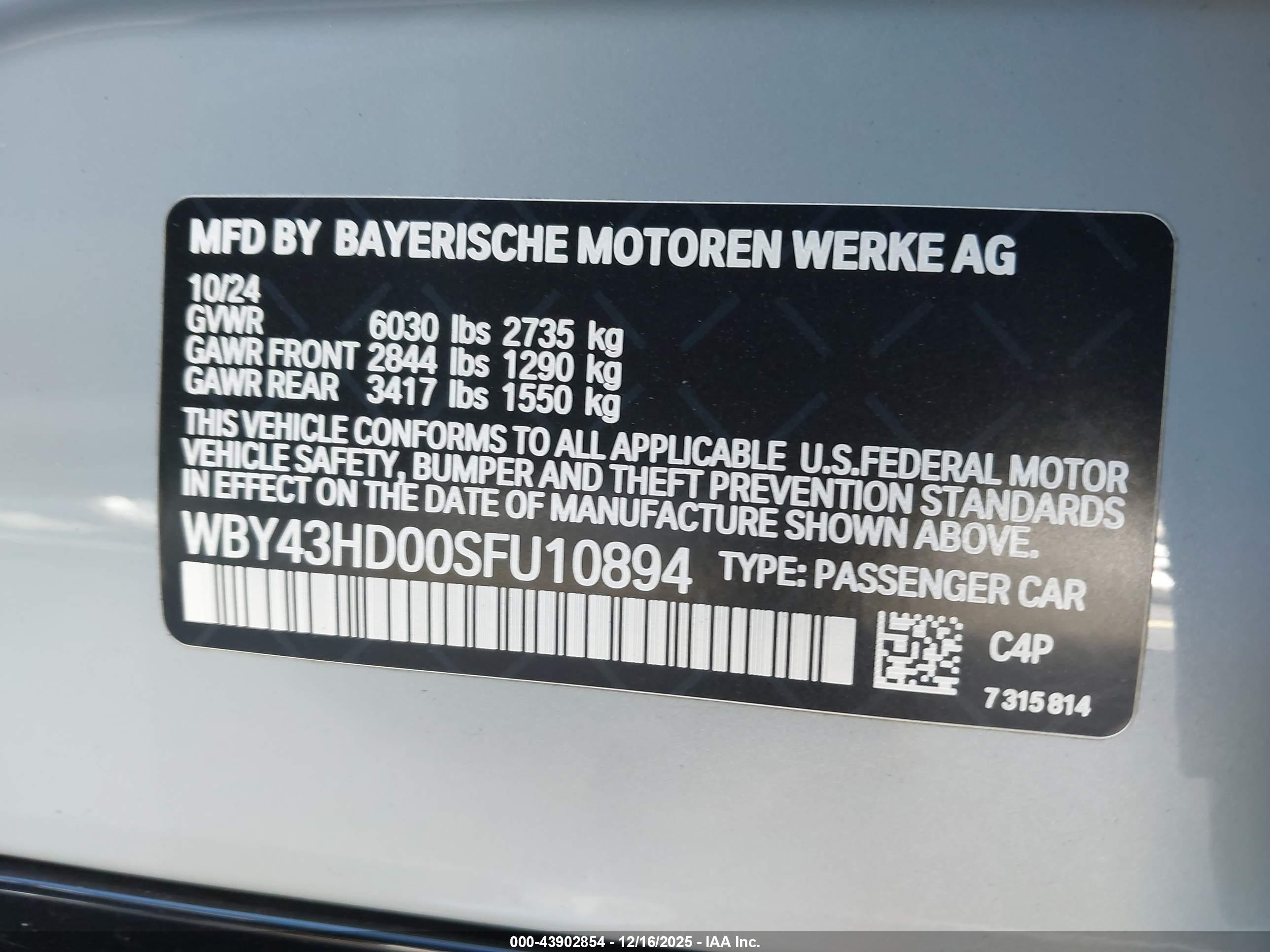 BMW I4 image 9