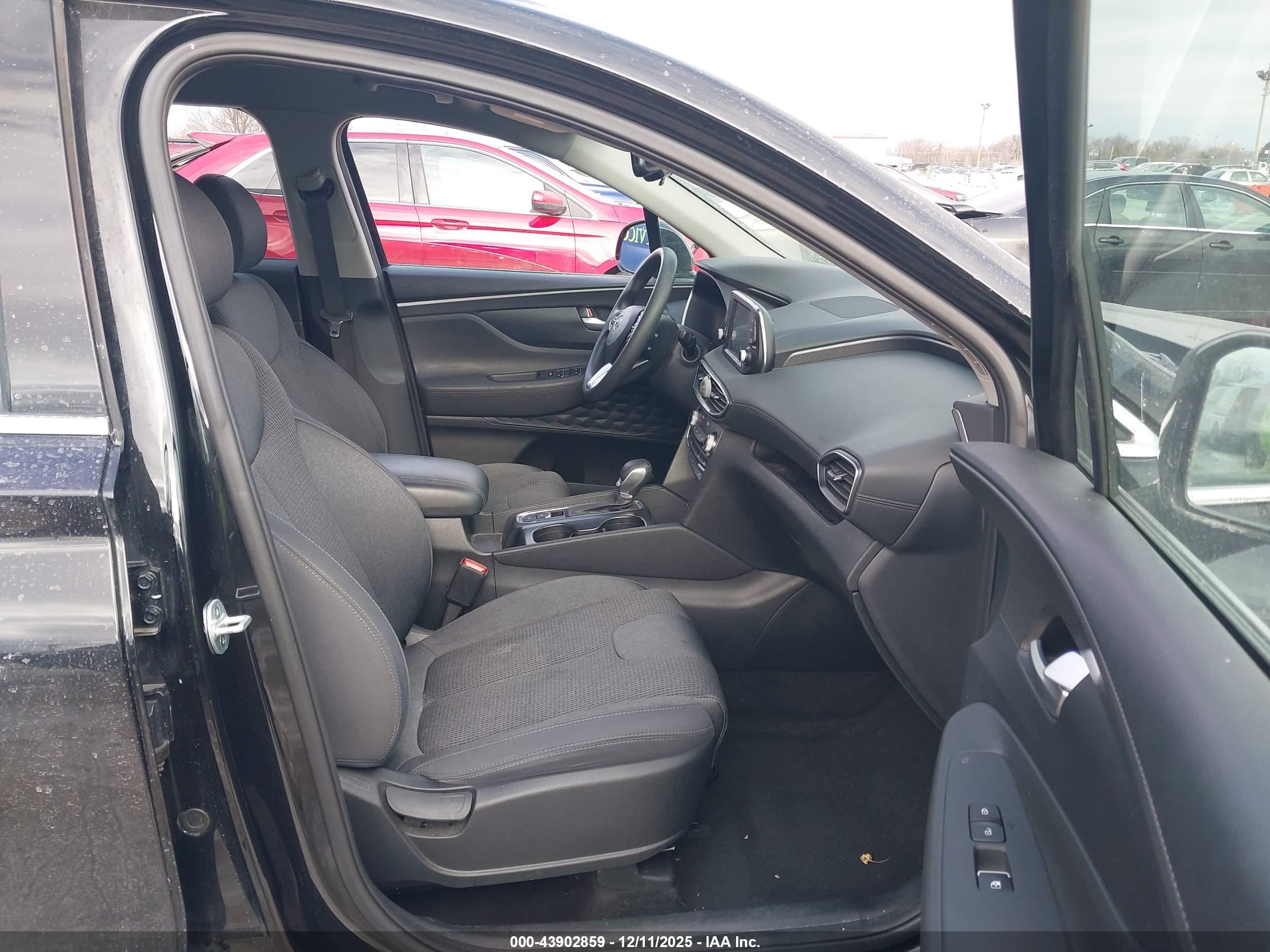 HYUNDAI SANTA image 5