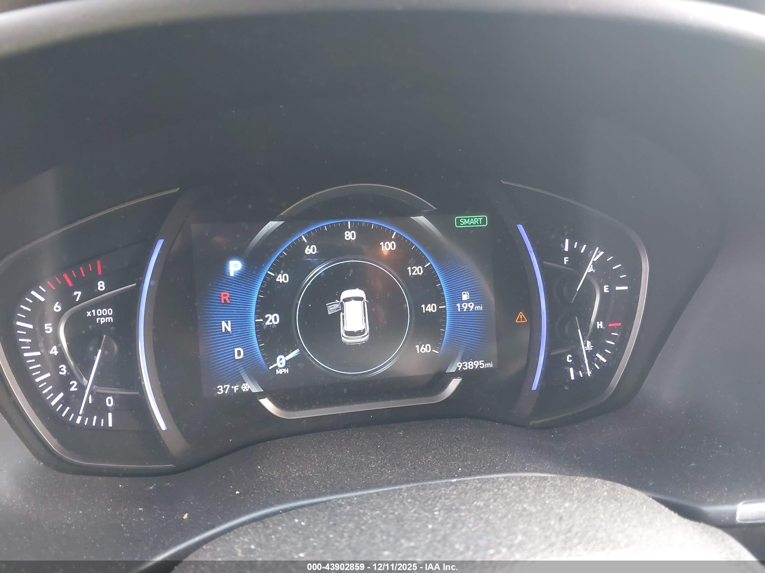 HYUNDAI SANTA image 7