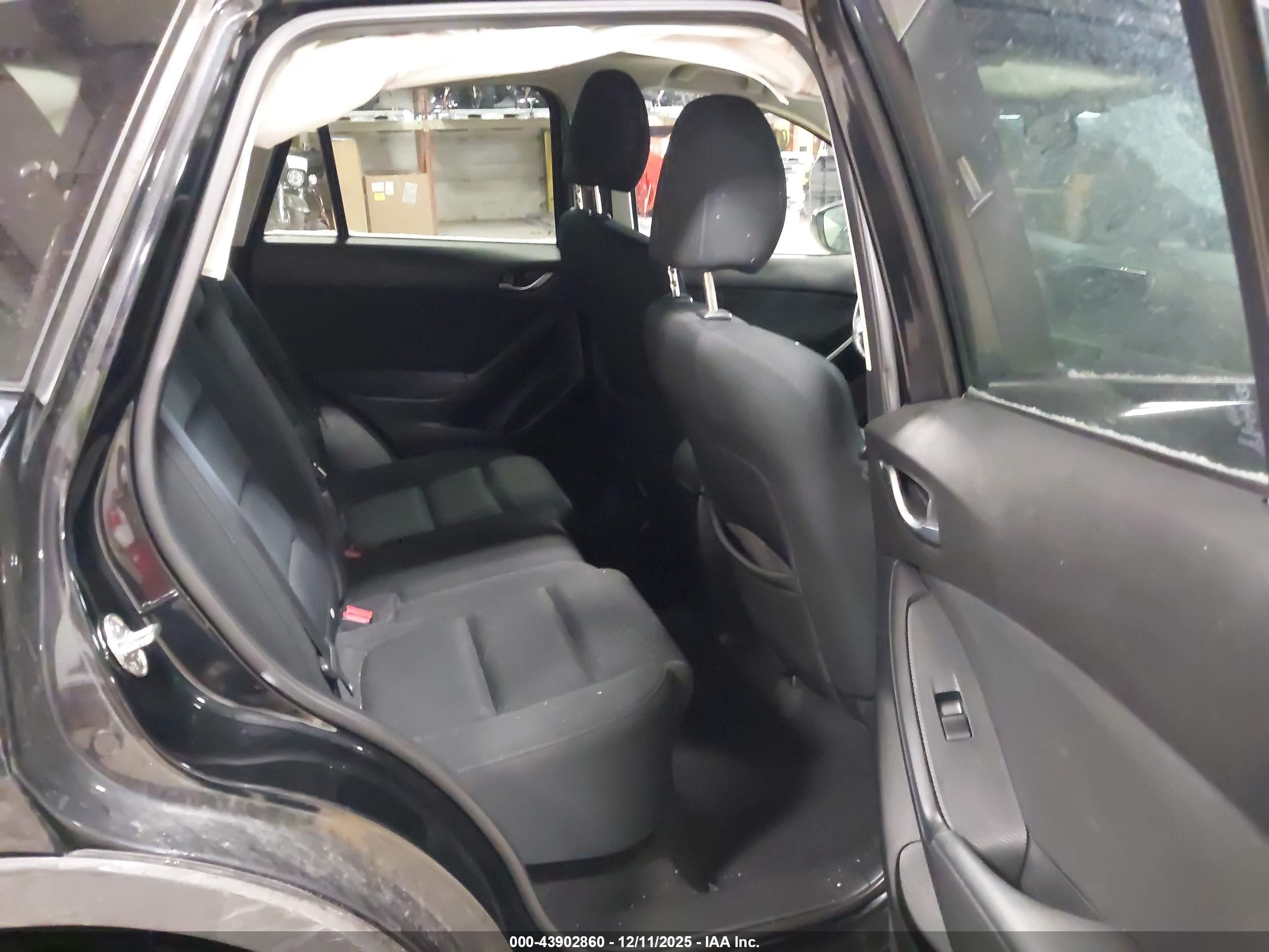 MAZDA CX-5 image 8