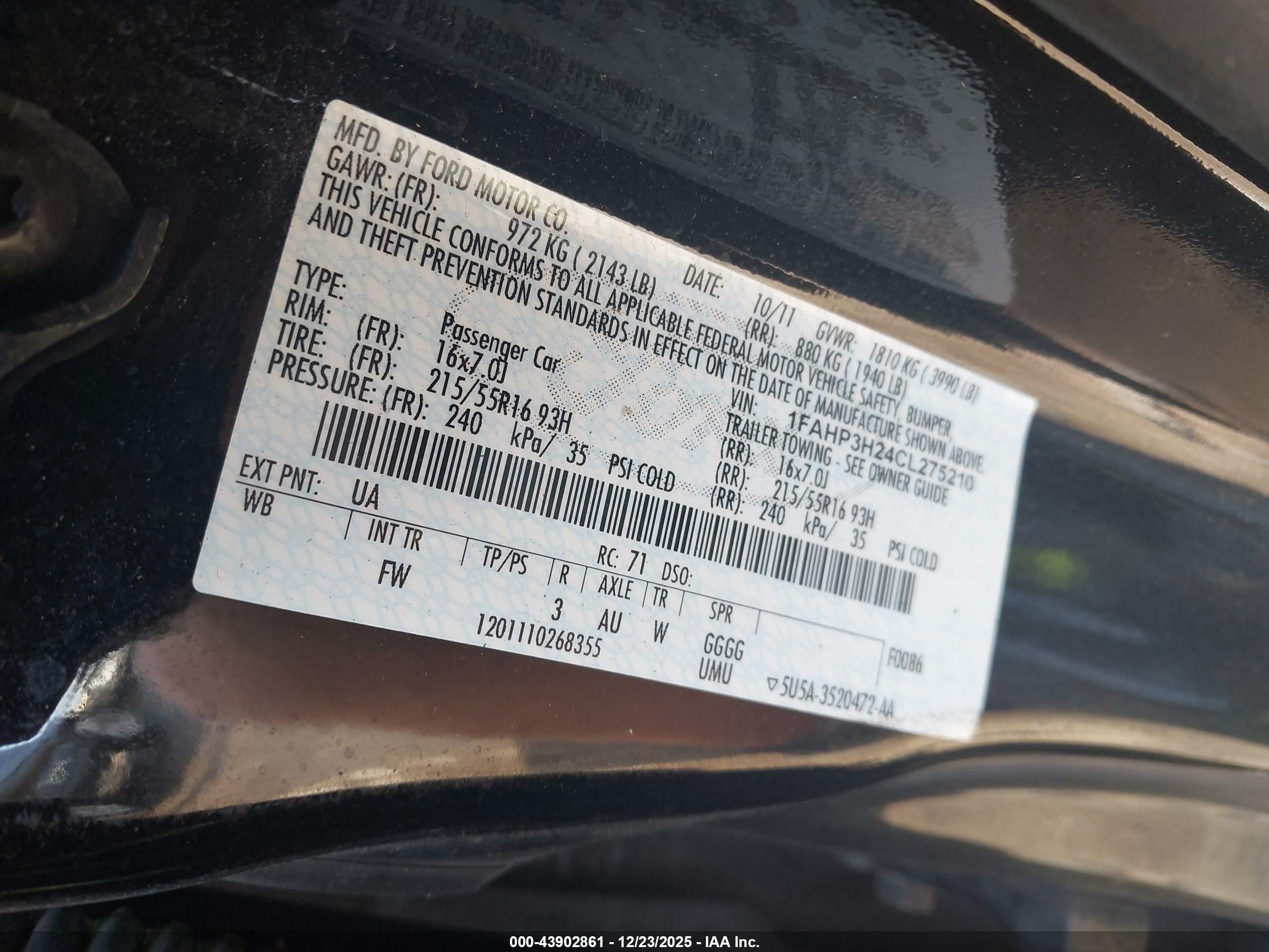 FORD FOCUS image 9