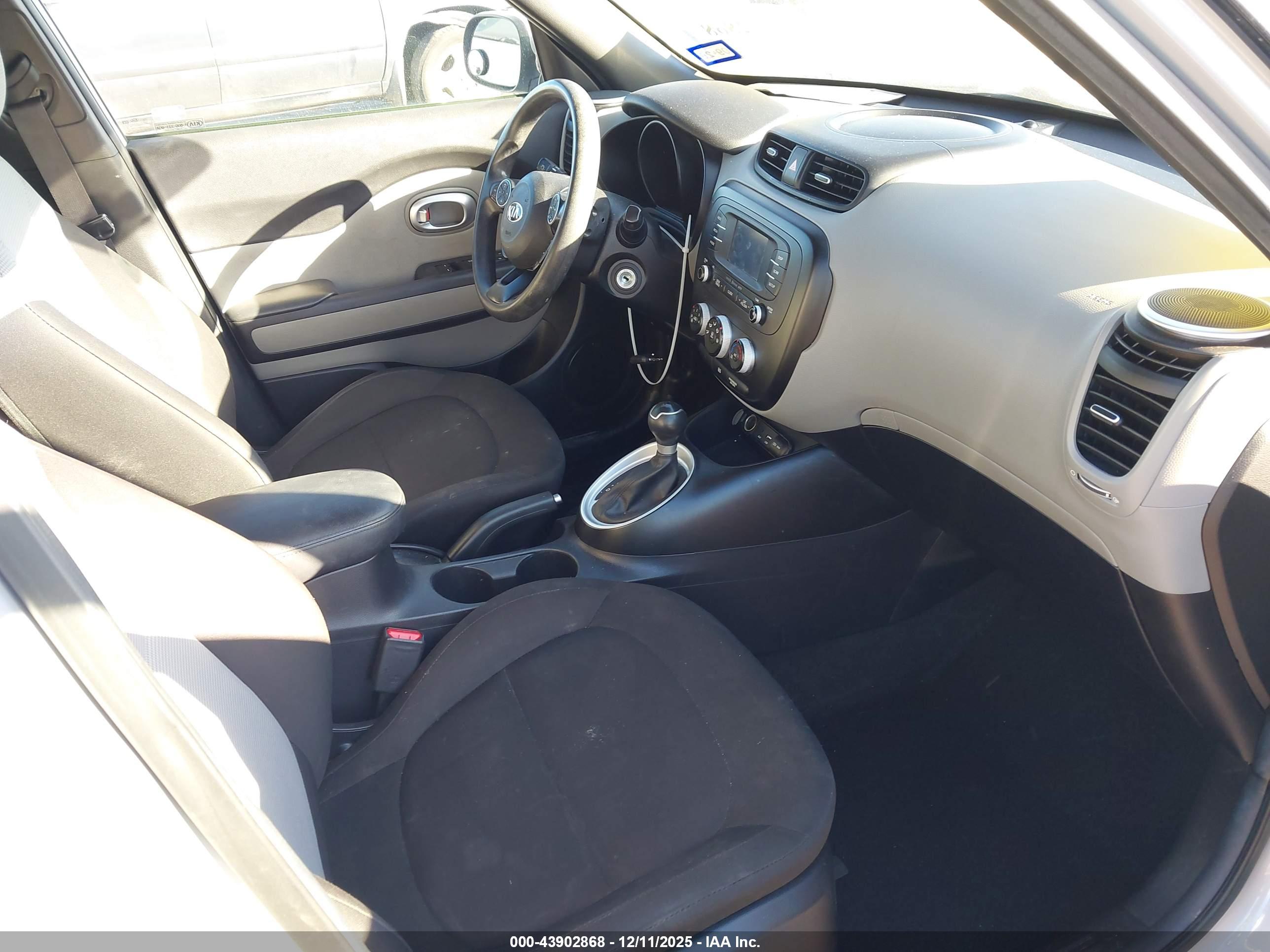 KIA SOUL image 5
