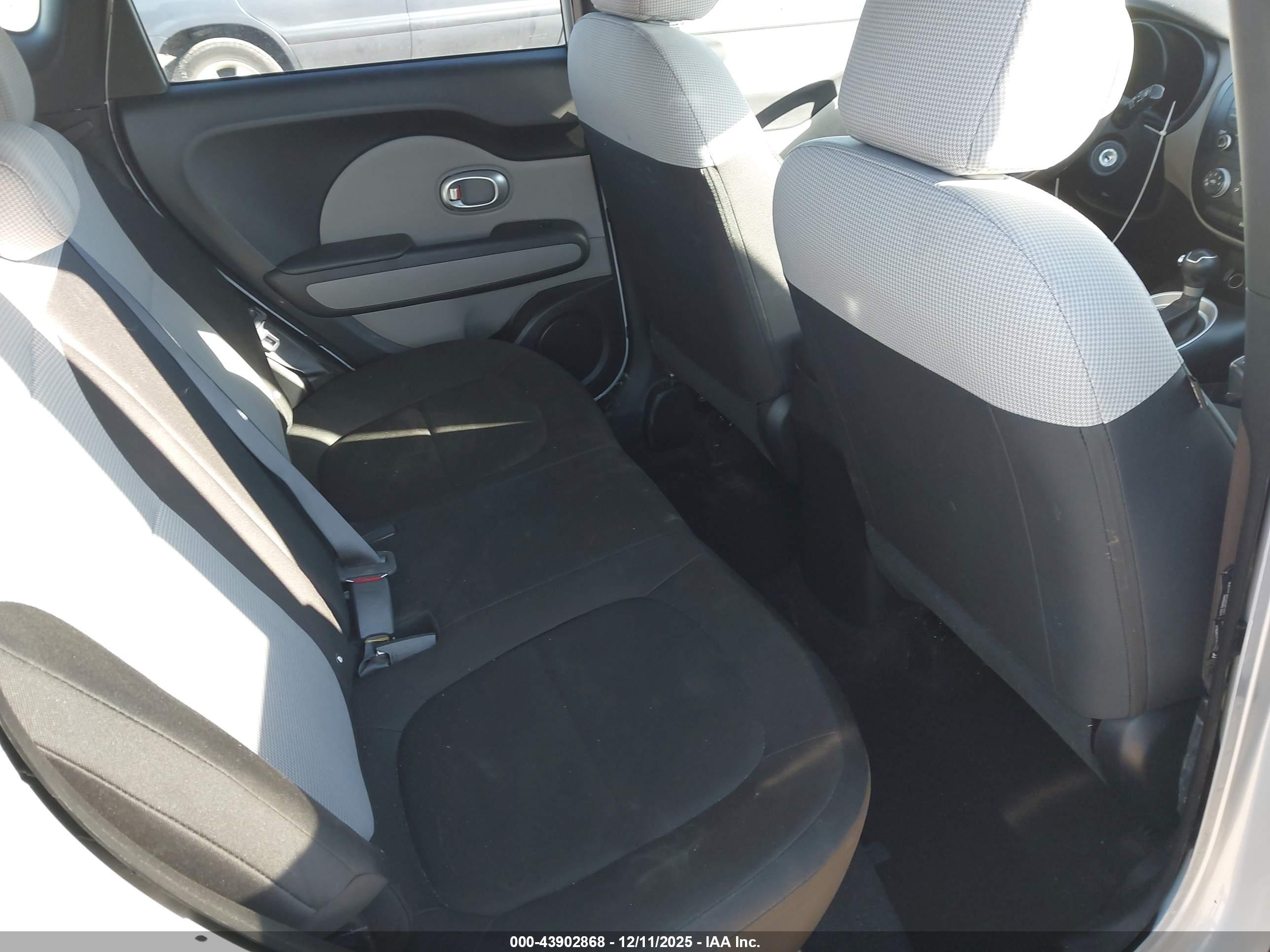 KIA SOUL image 8