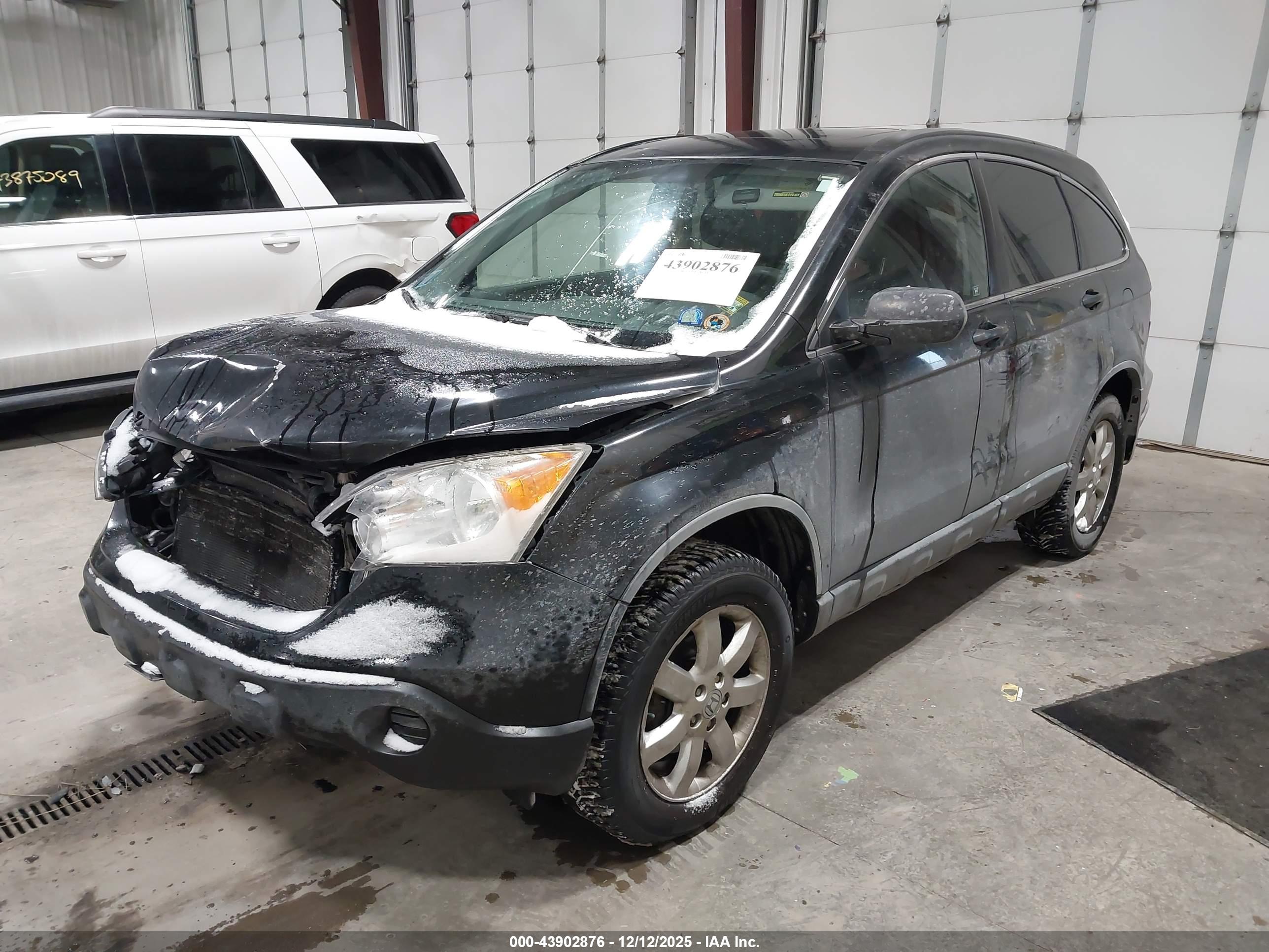 HONDA CR-V image 2