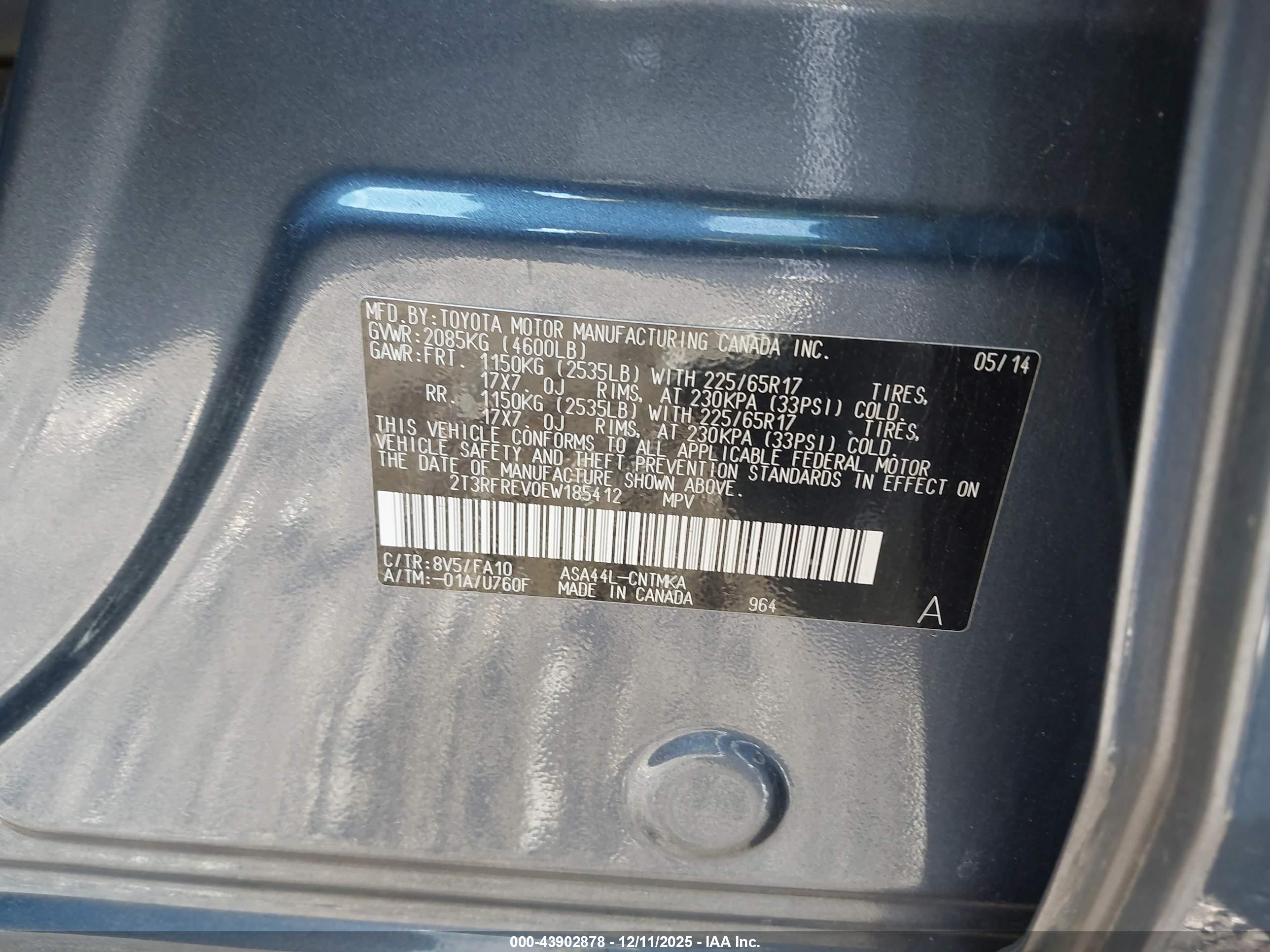 TOYOTA RAV4 image 9