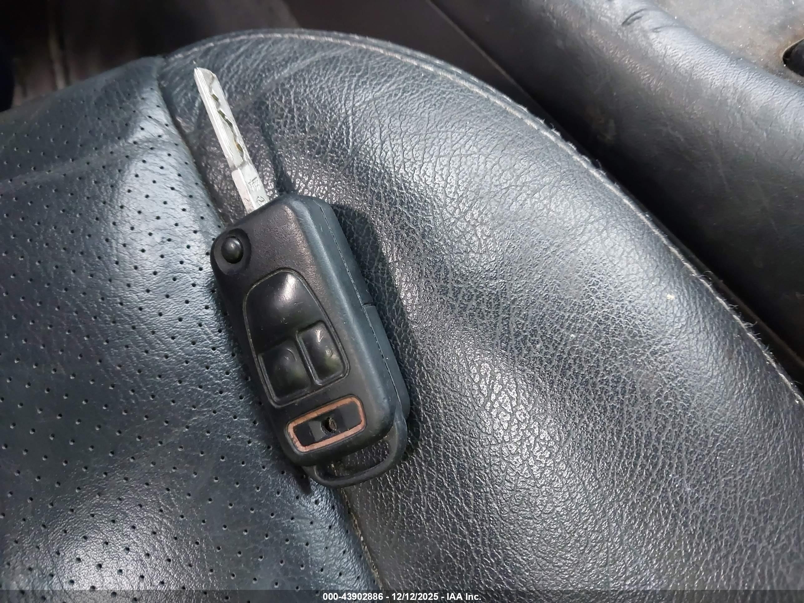 MERCEDES-BENZ ML image 11