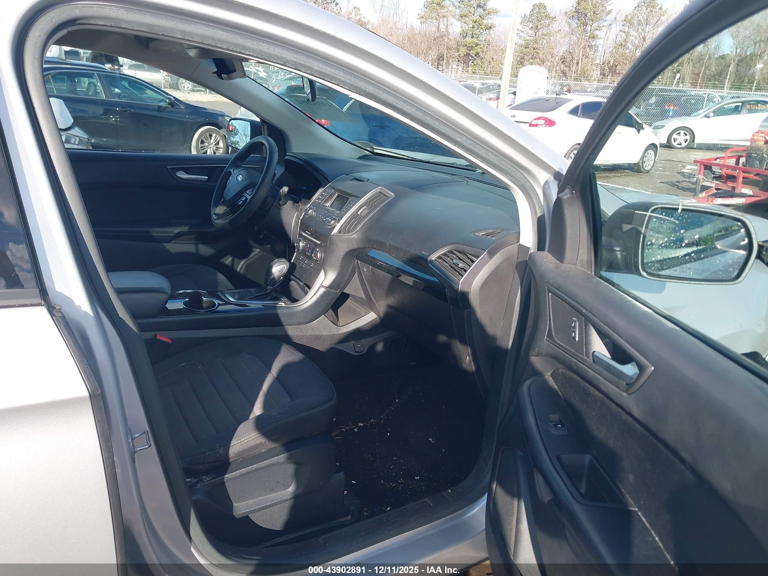 FORD EDGE image 5
