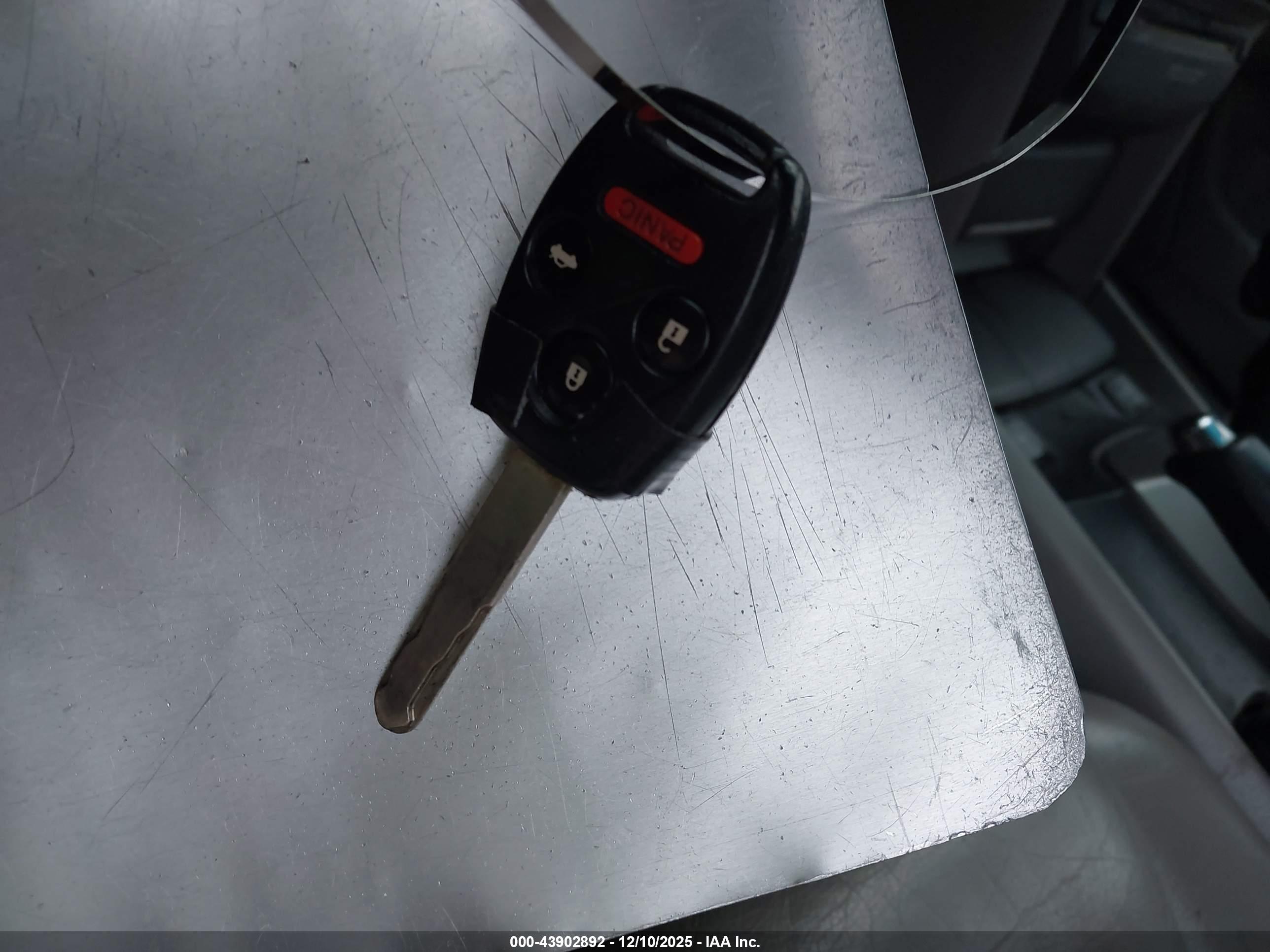 HONDA ACCORD image 11