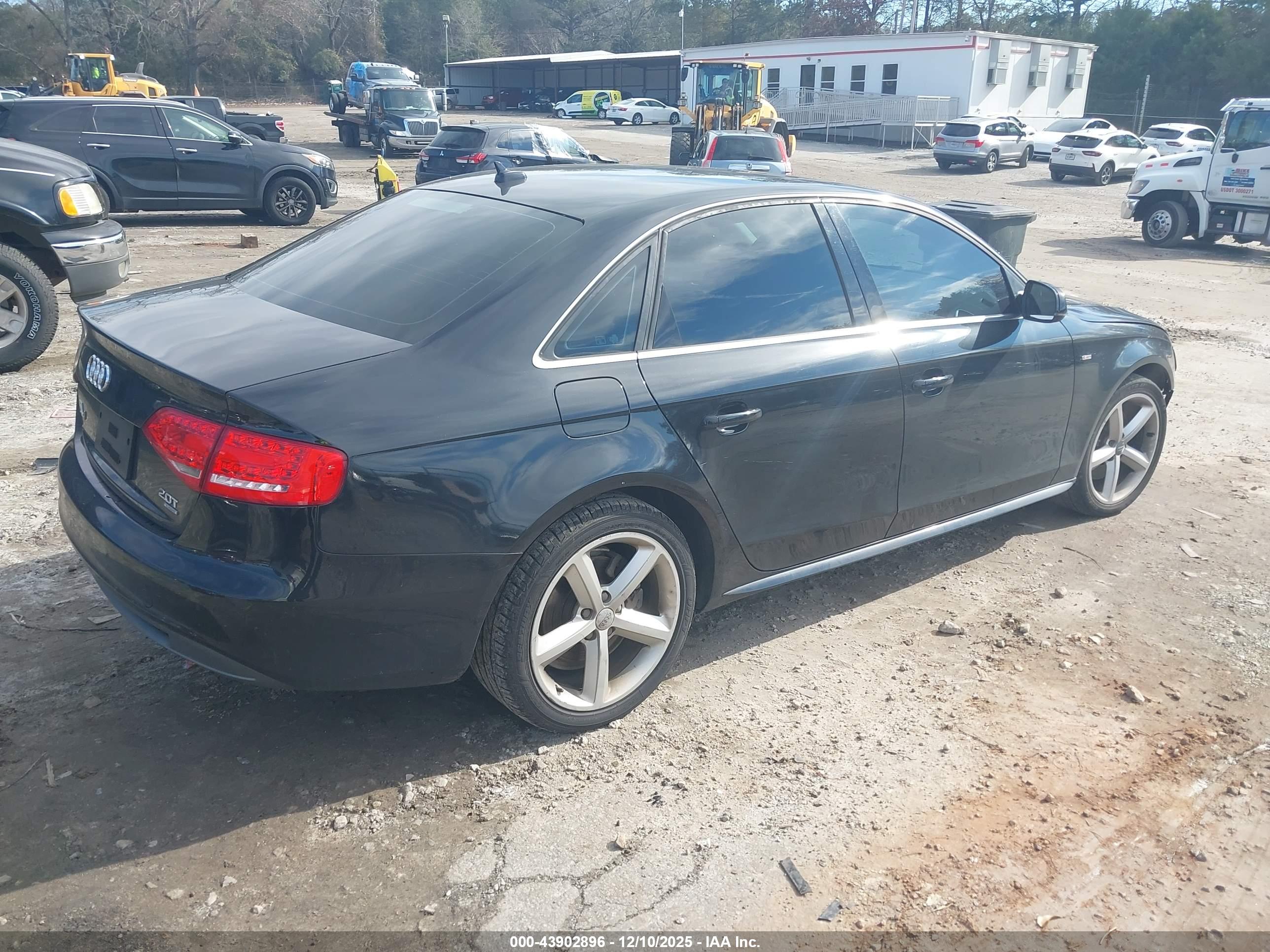 AUDI A4 image 4