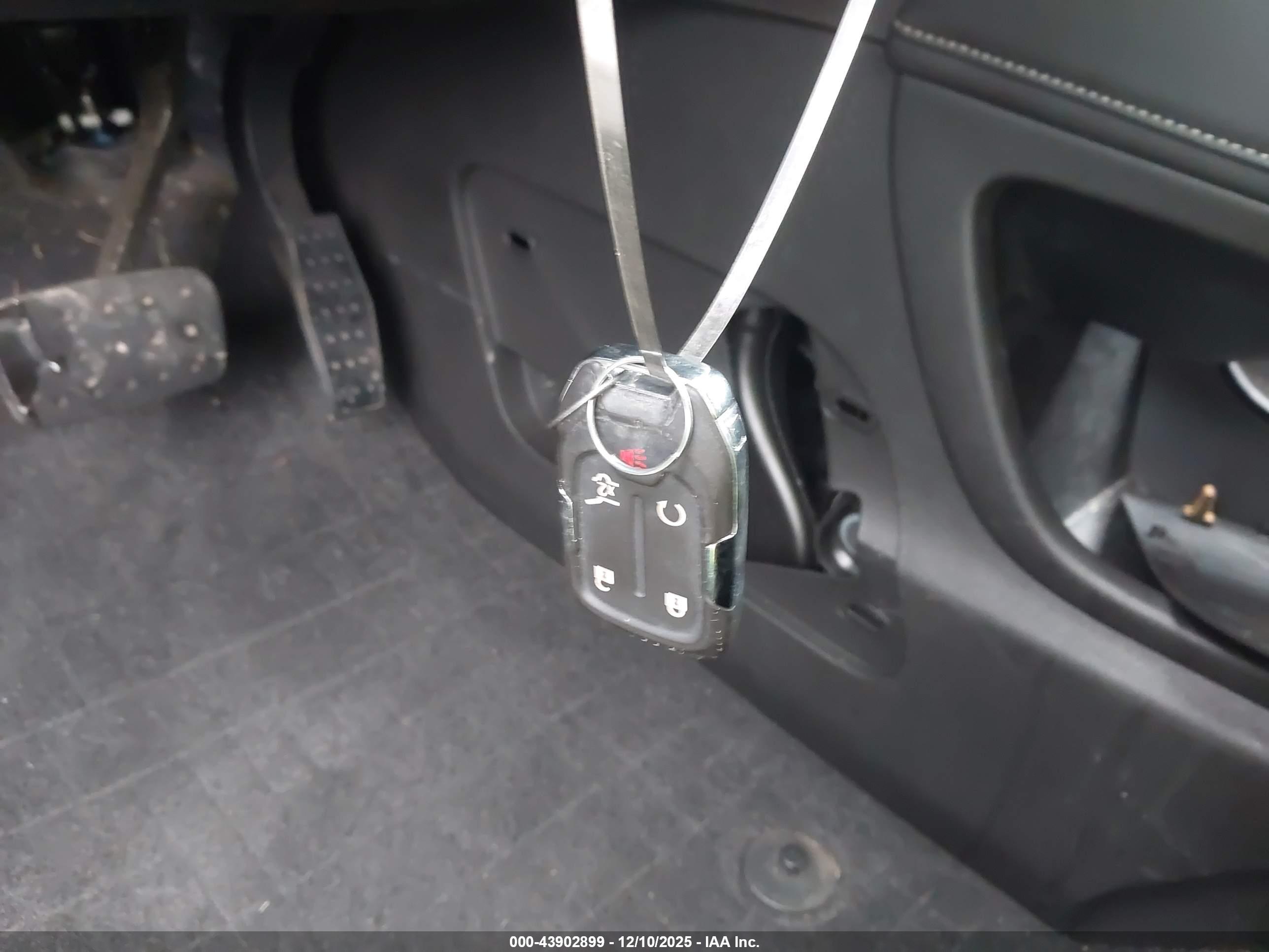 GMC ACADIA image 11