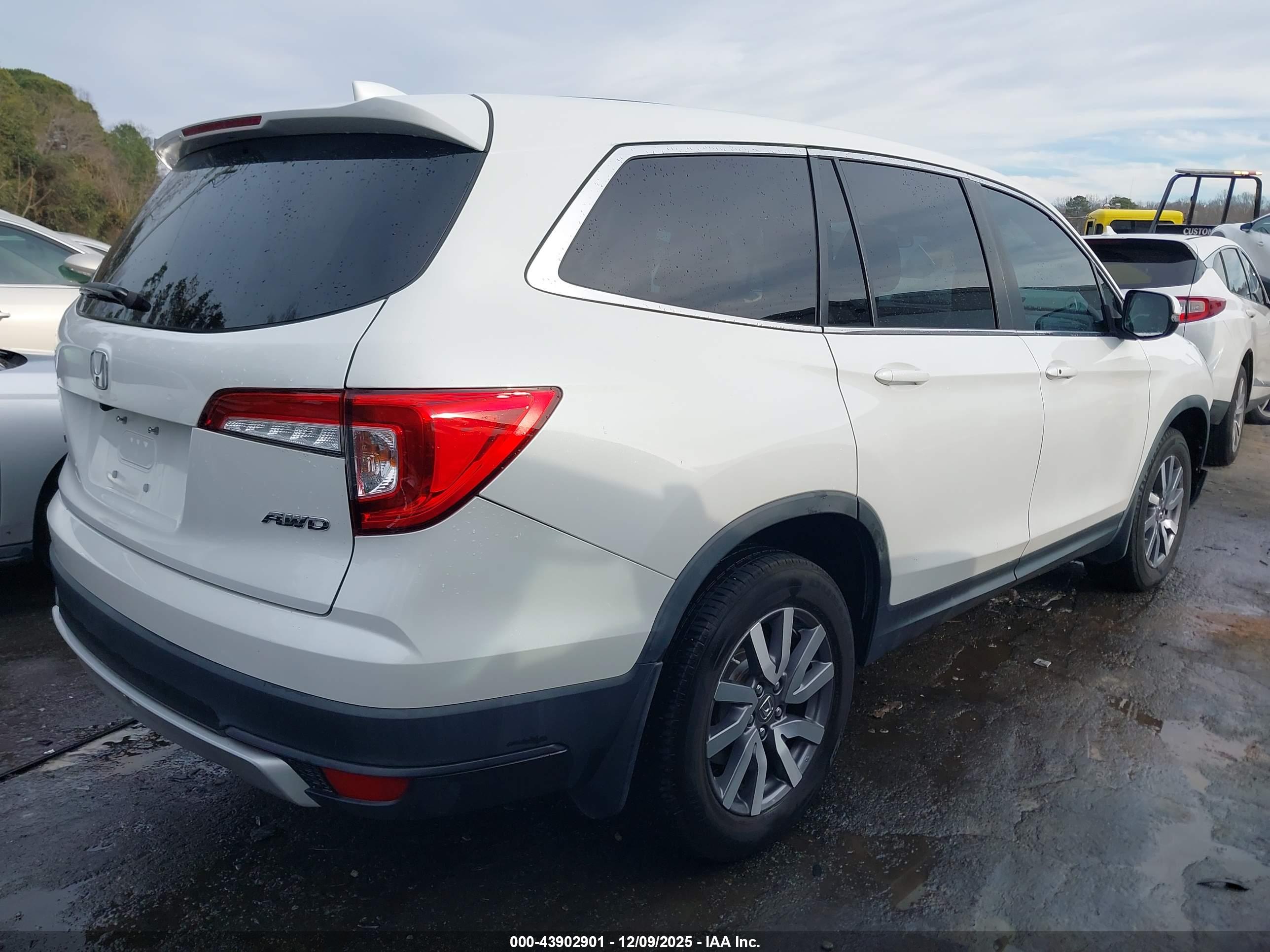 HONDA PILOT image 4