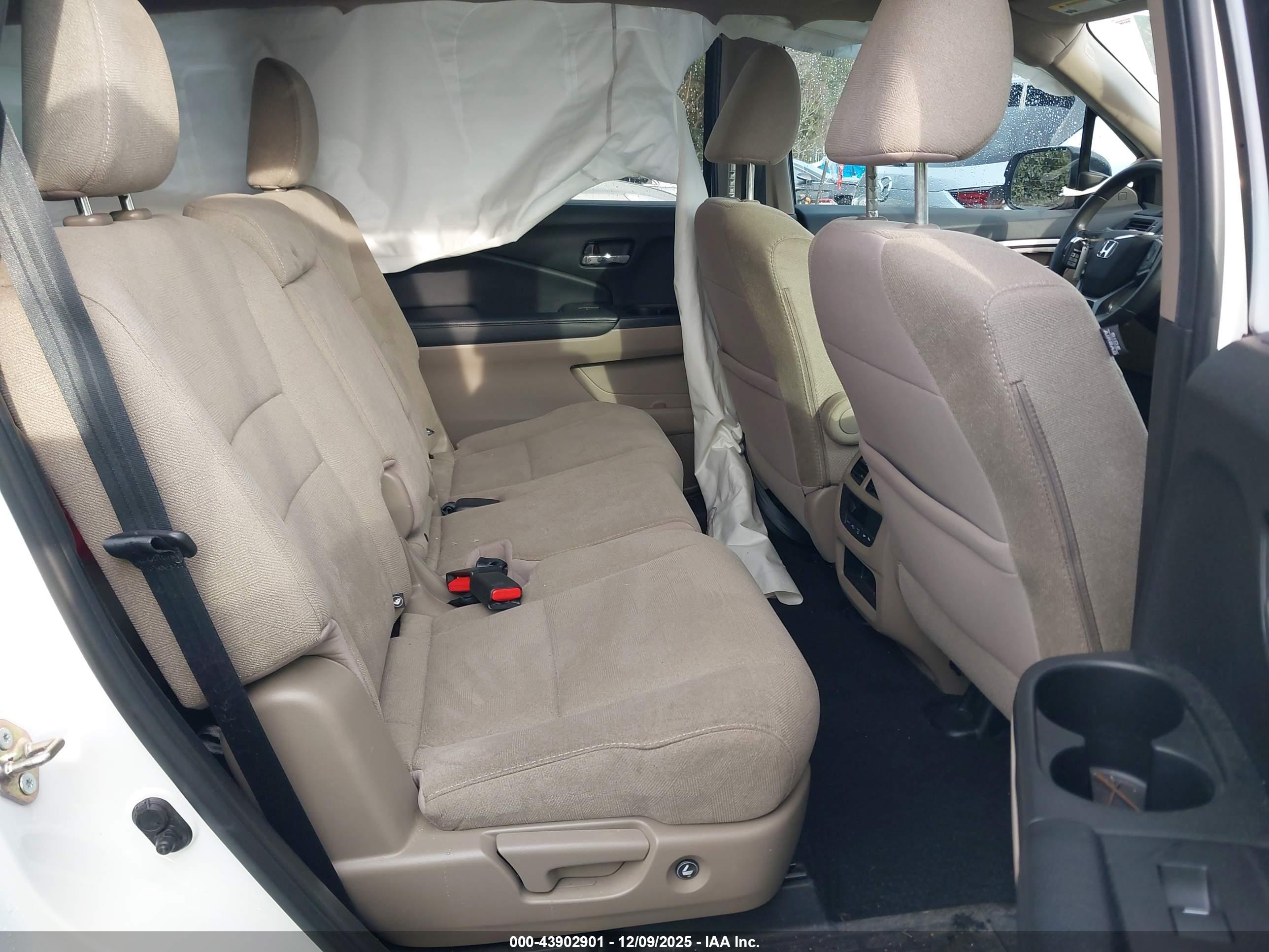 HONDA PILOT image 8