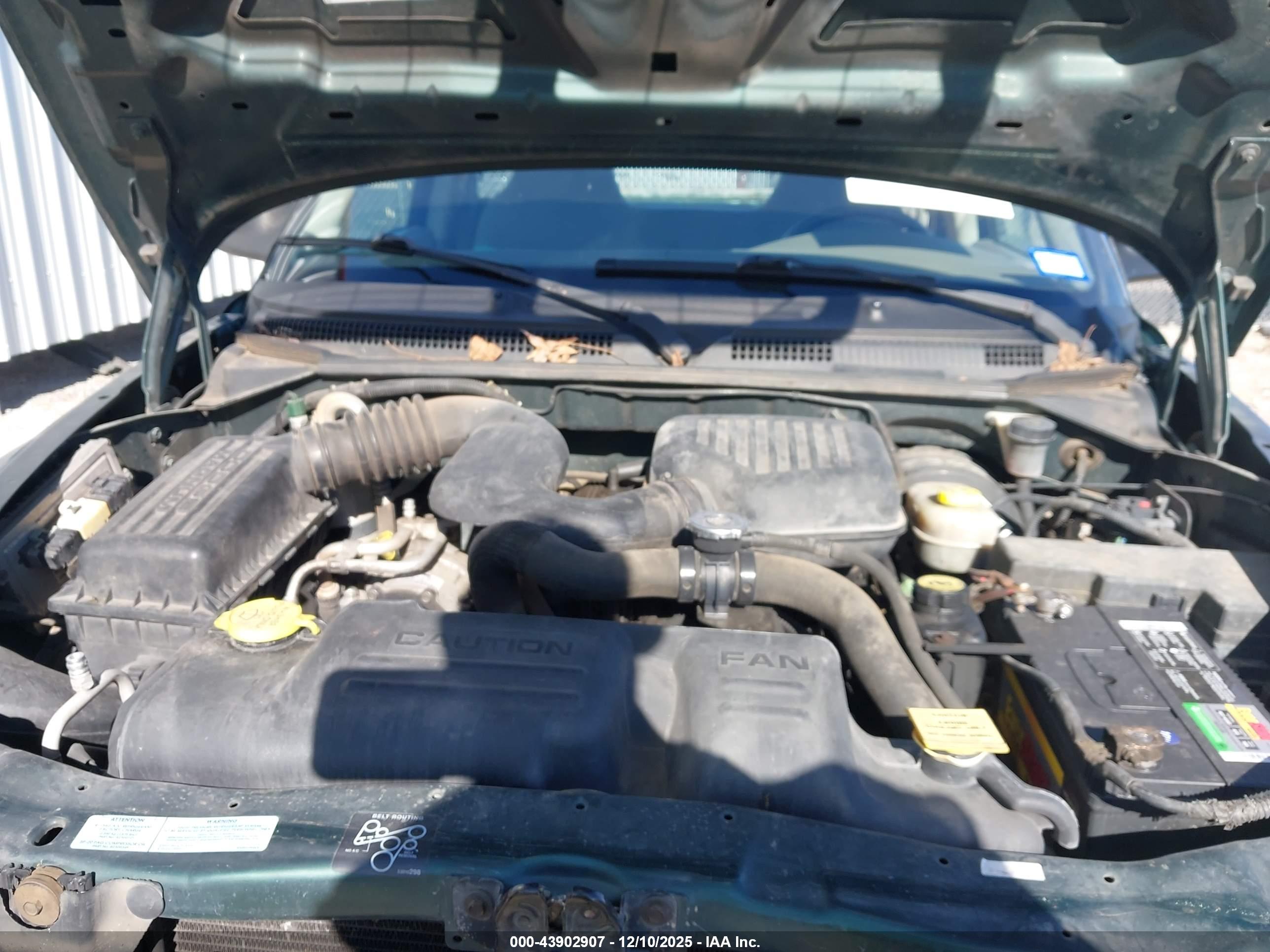 DODGE DAKOTA image 10