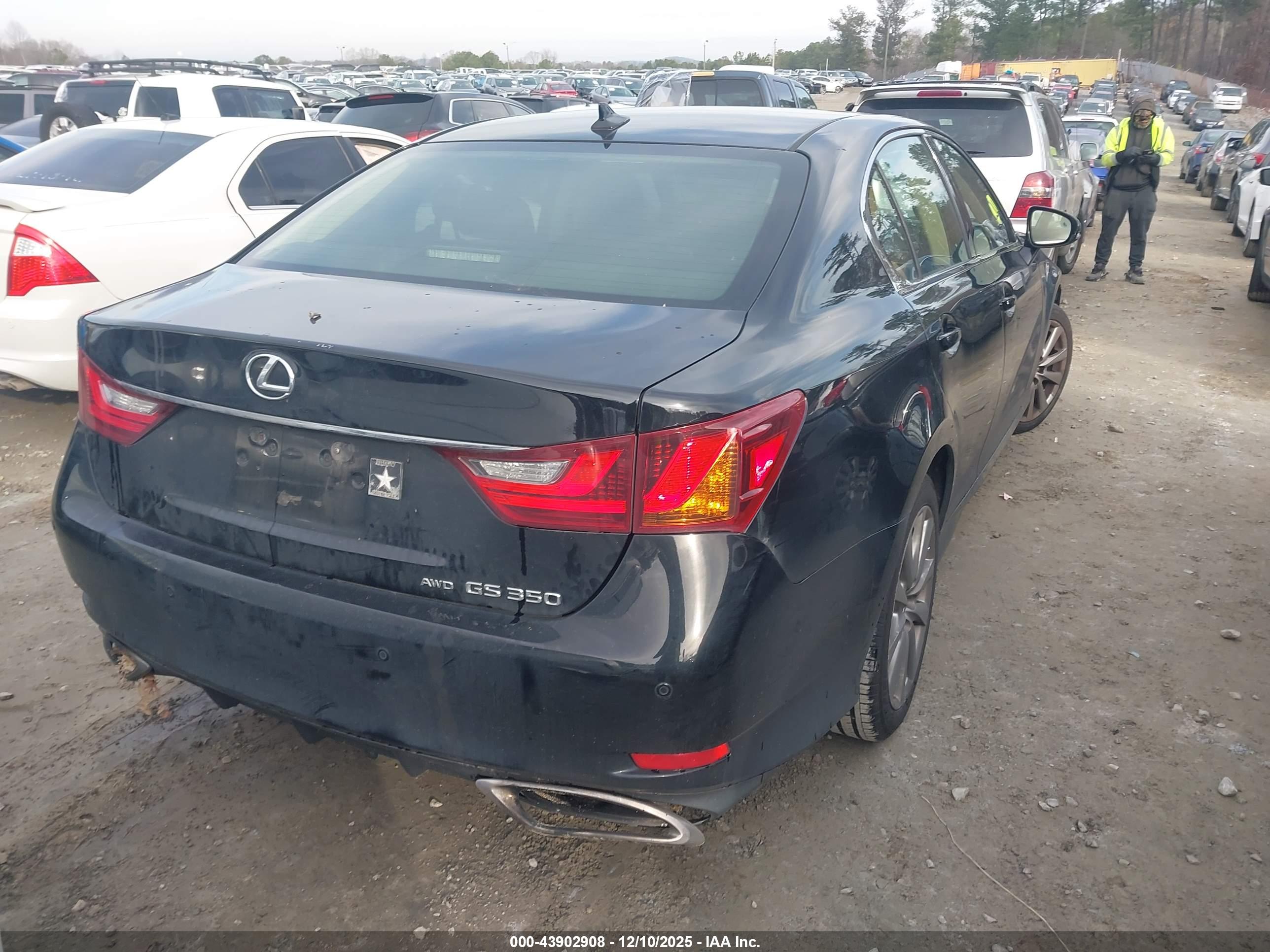 LEXUS GS image 4