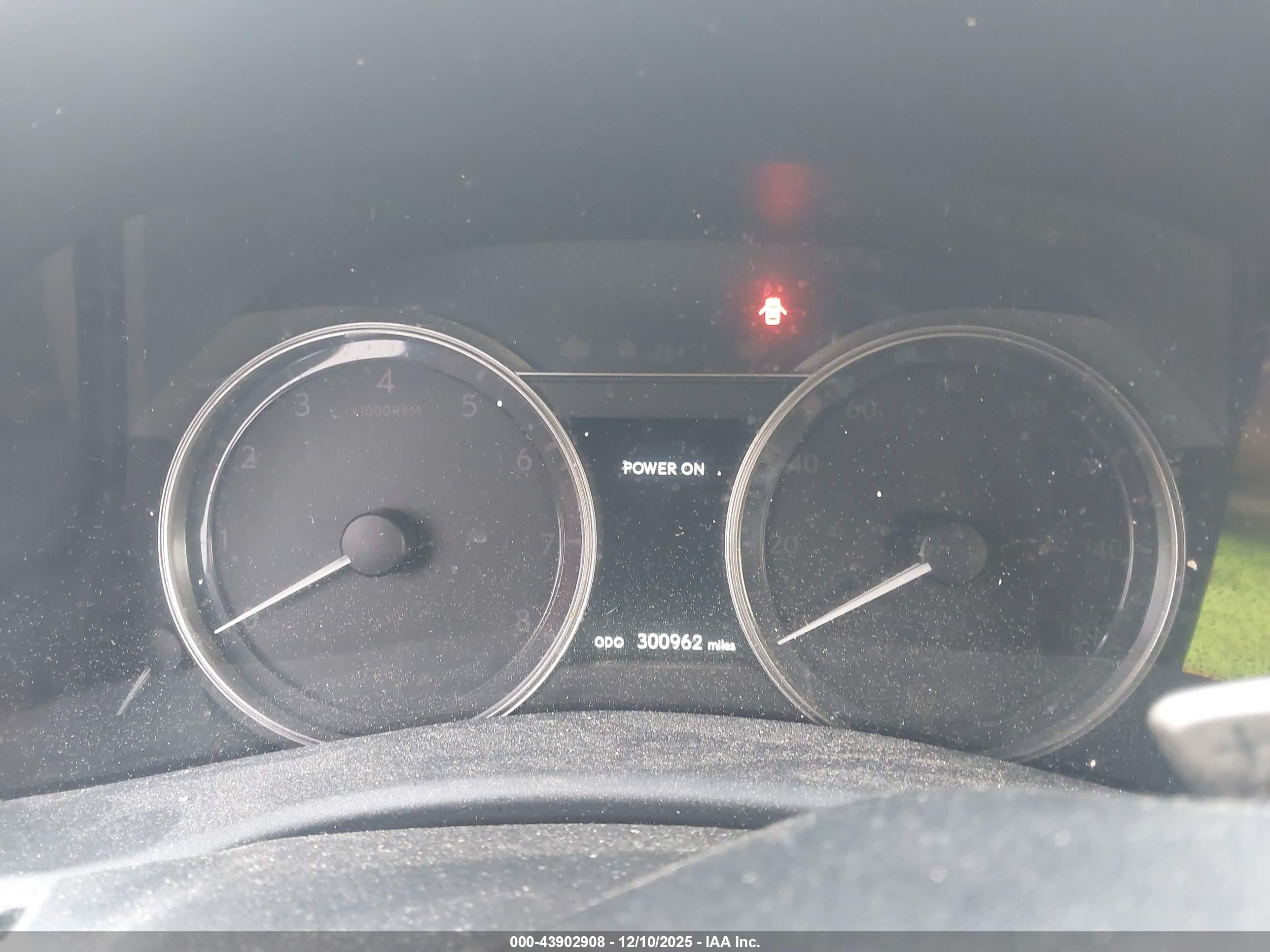 LEXUS GS image 7