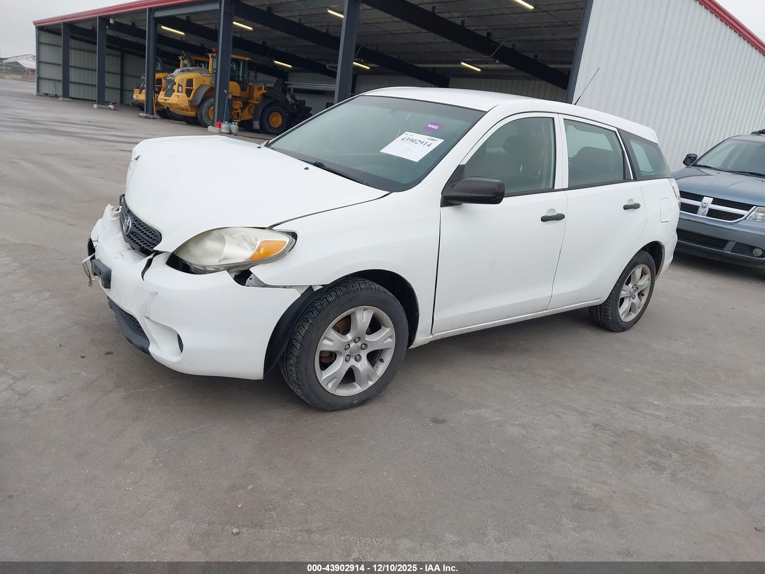 TOYOTA MATRIX image 2