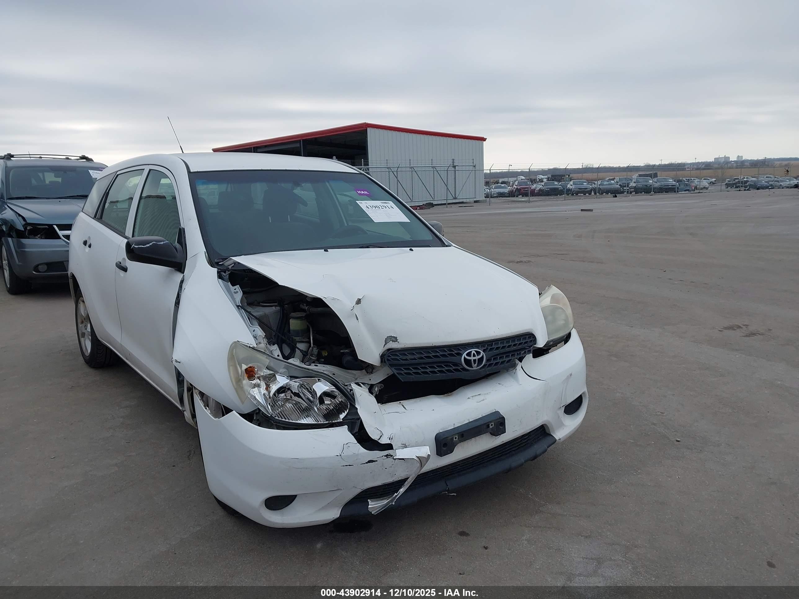 TOYOTA MATRIX image 6