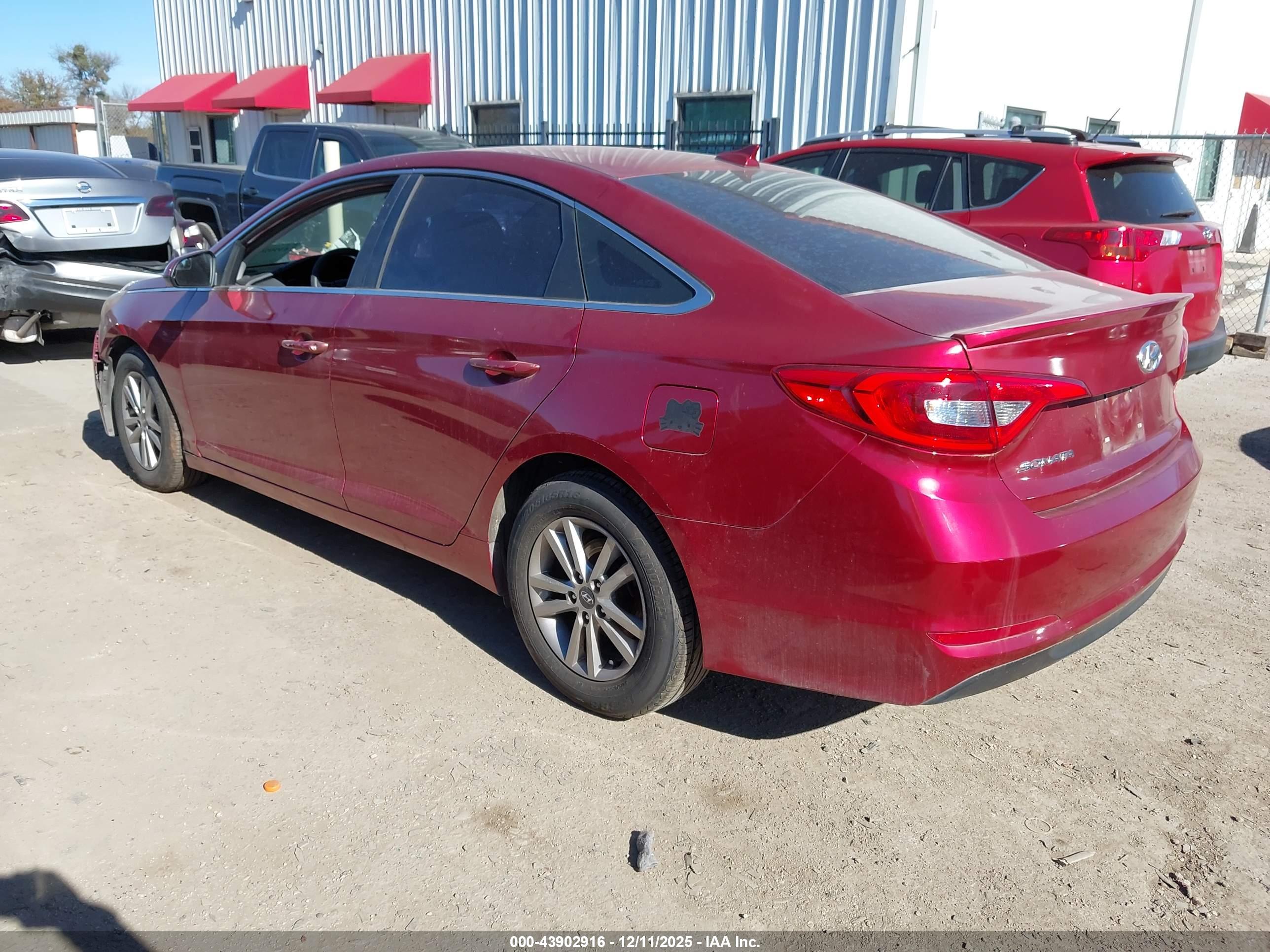 HYUNDAI SONATA image 3