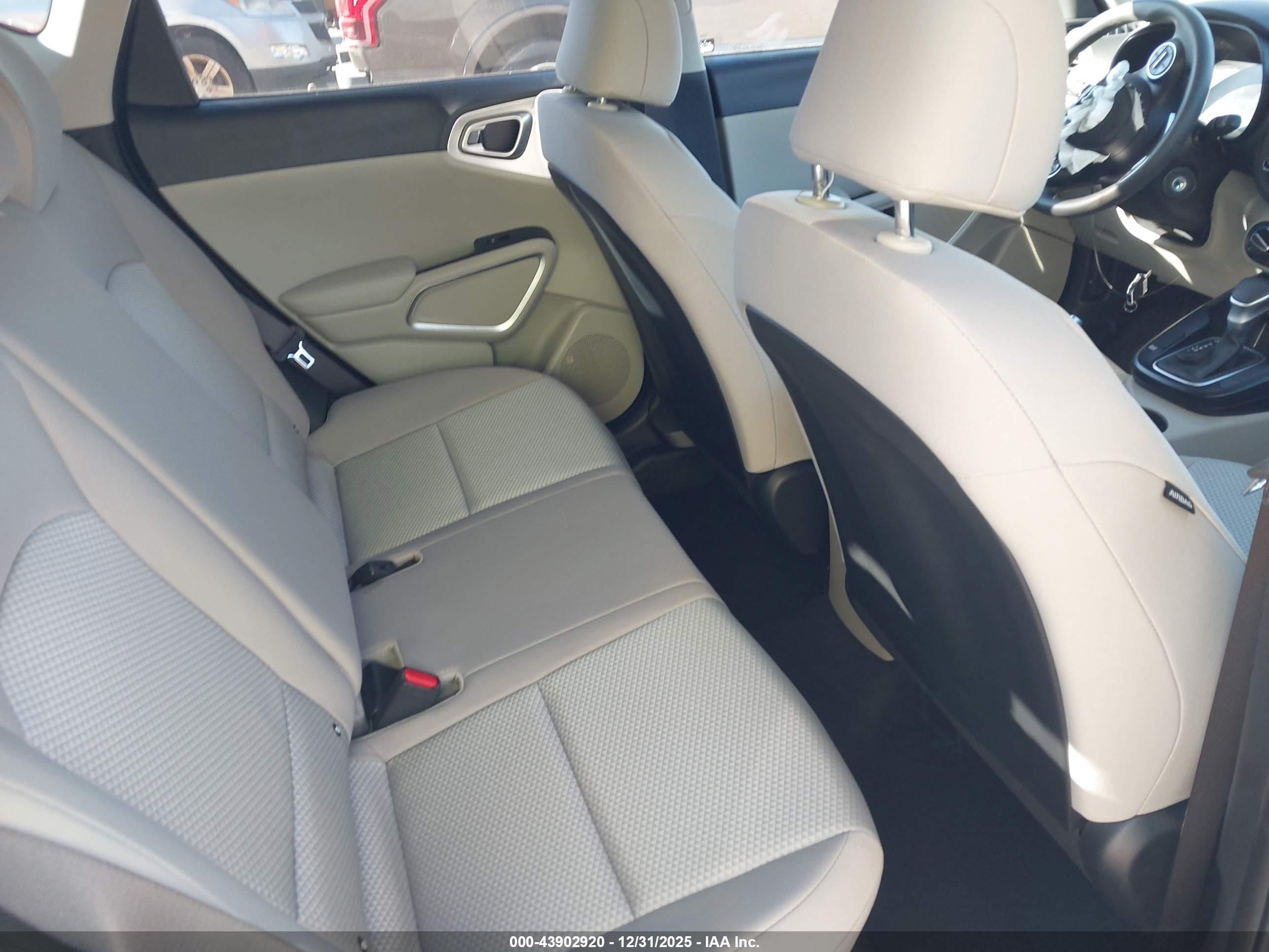 KIA SOUL image 8