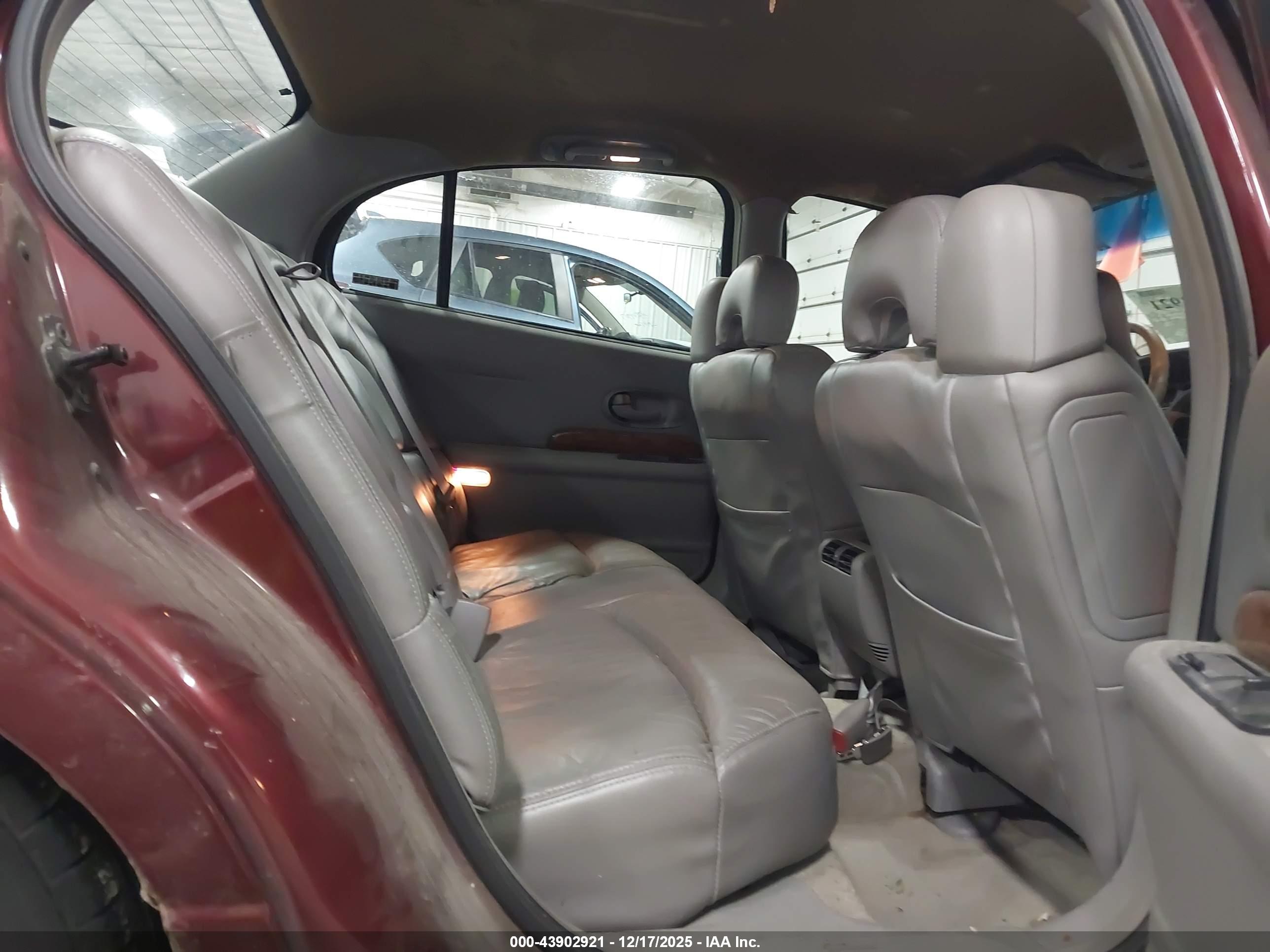 BUICK LESABRE image 8