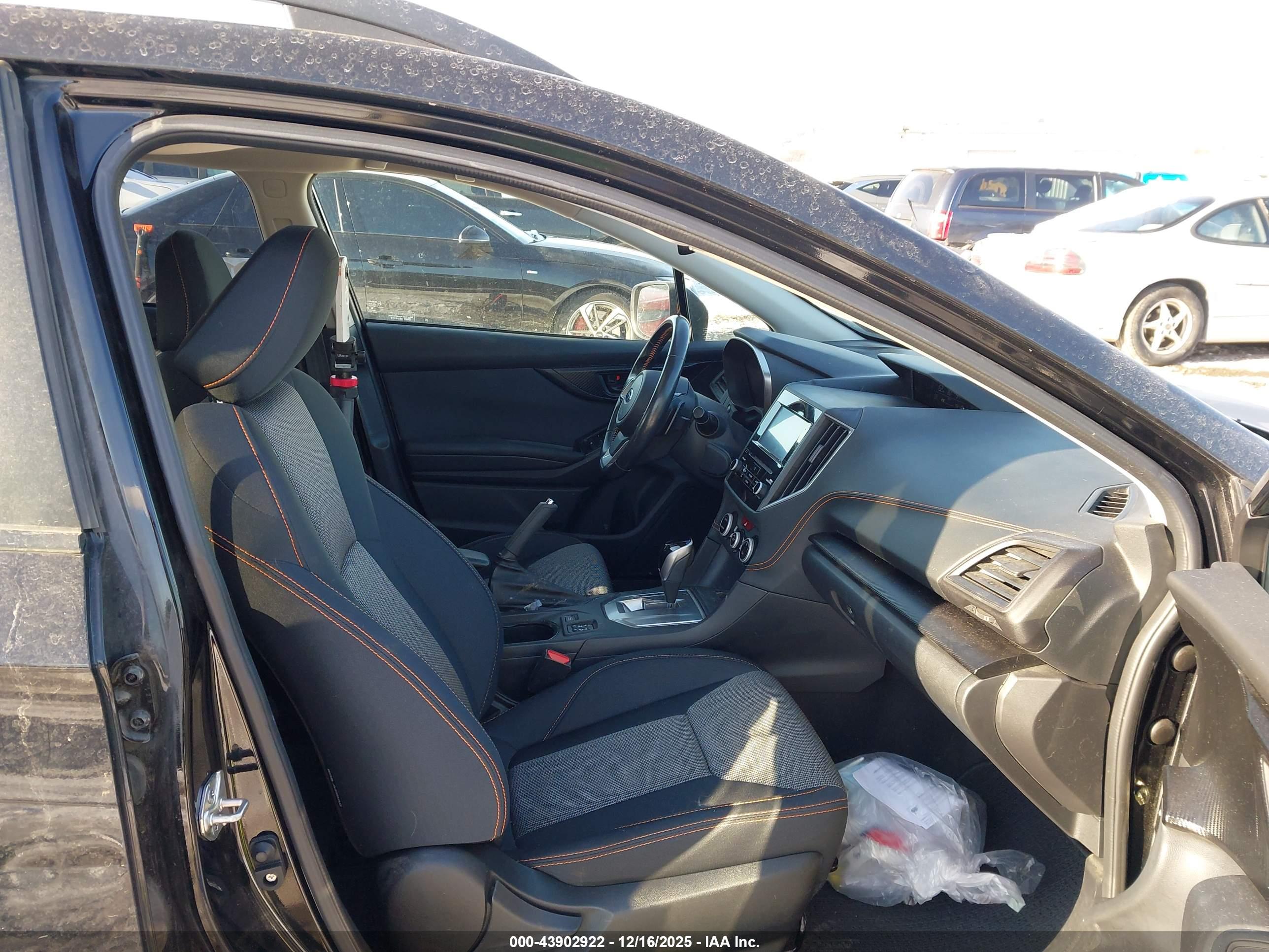 SUBARU CROSSTREK image 5