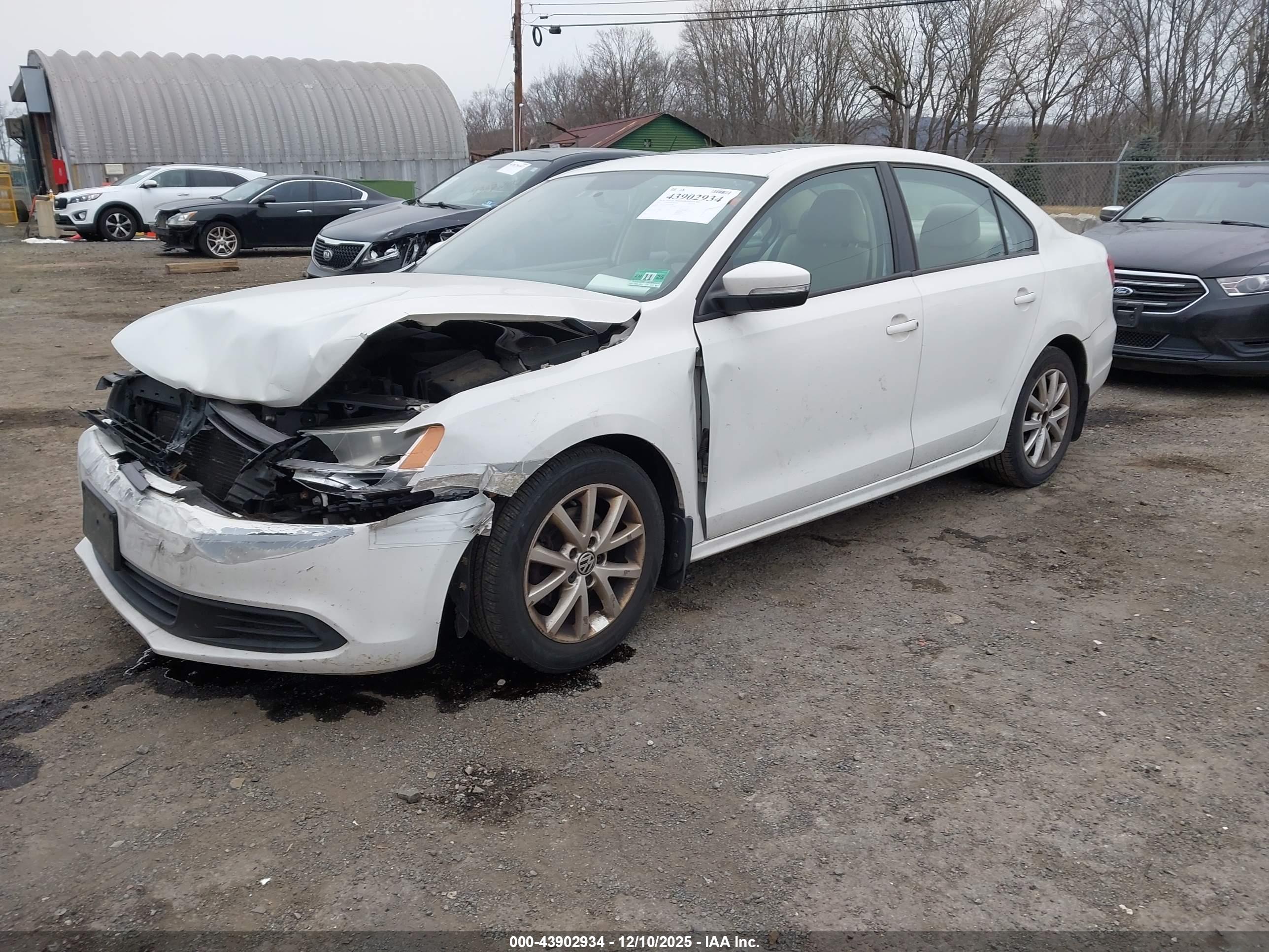 VOLKSWAGEN JETTA image 2