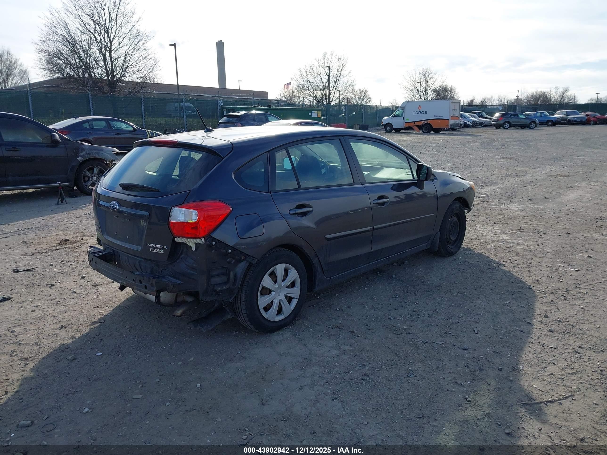 SUBARU IMPREZA image 4