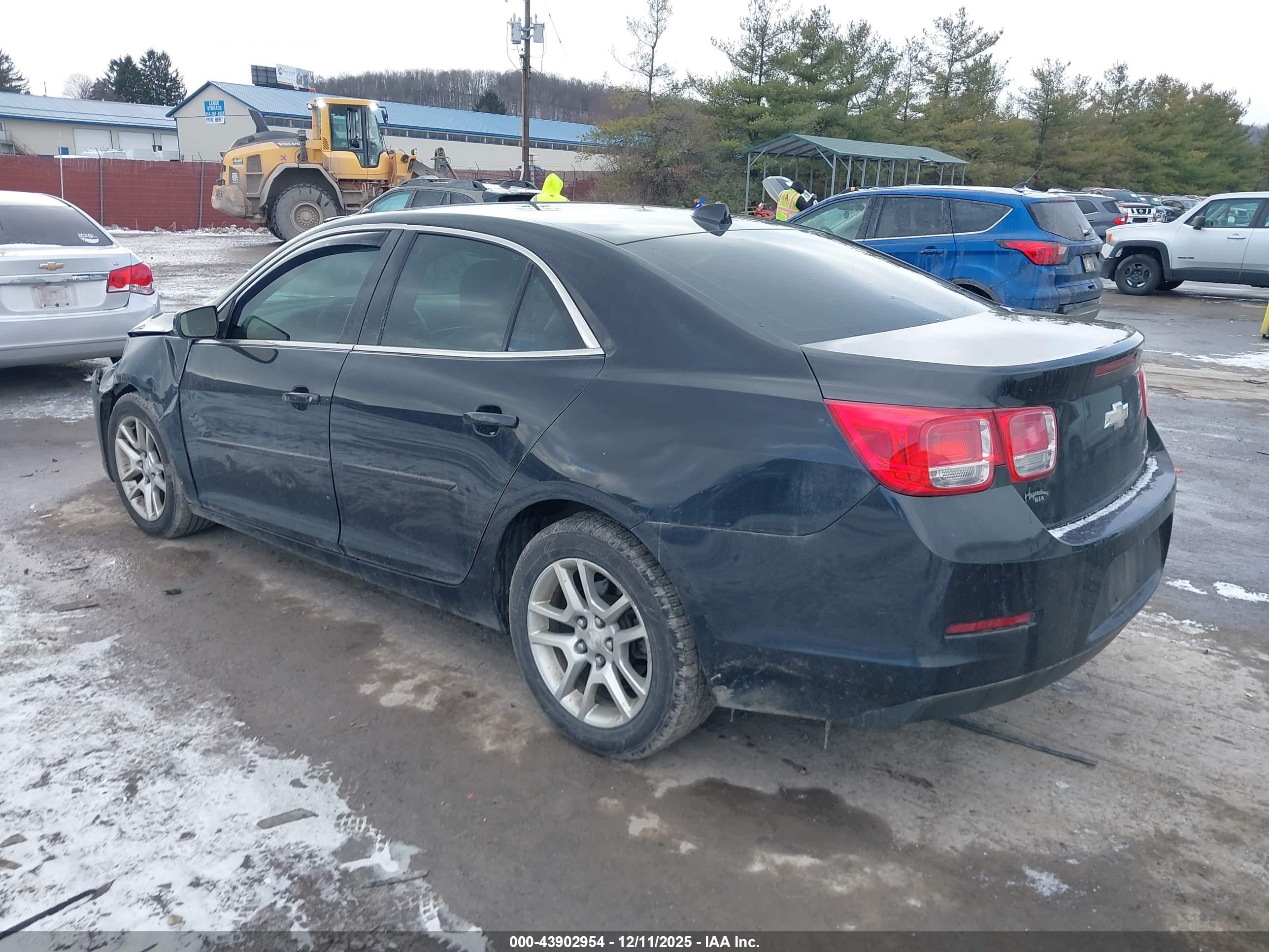 CHEVROLET MALIBU image 3