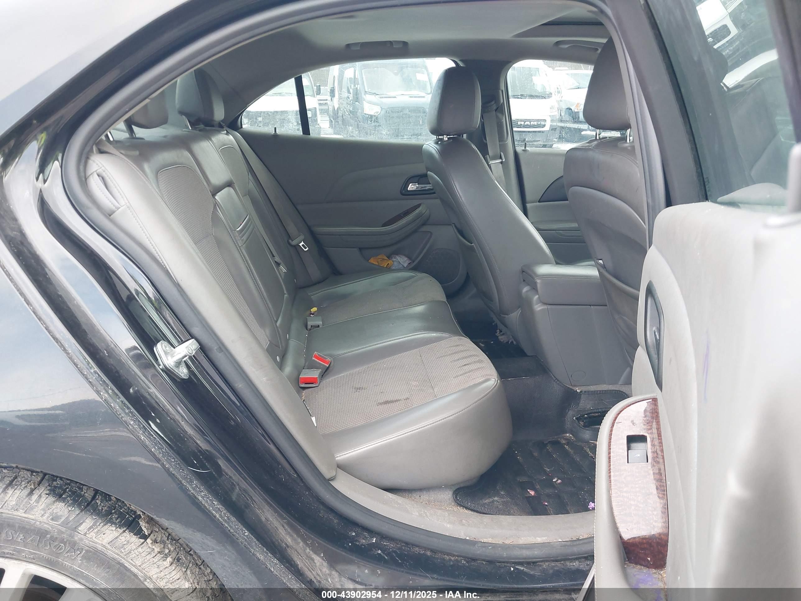 CHEVROLET MALIBU image 8