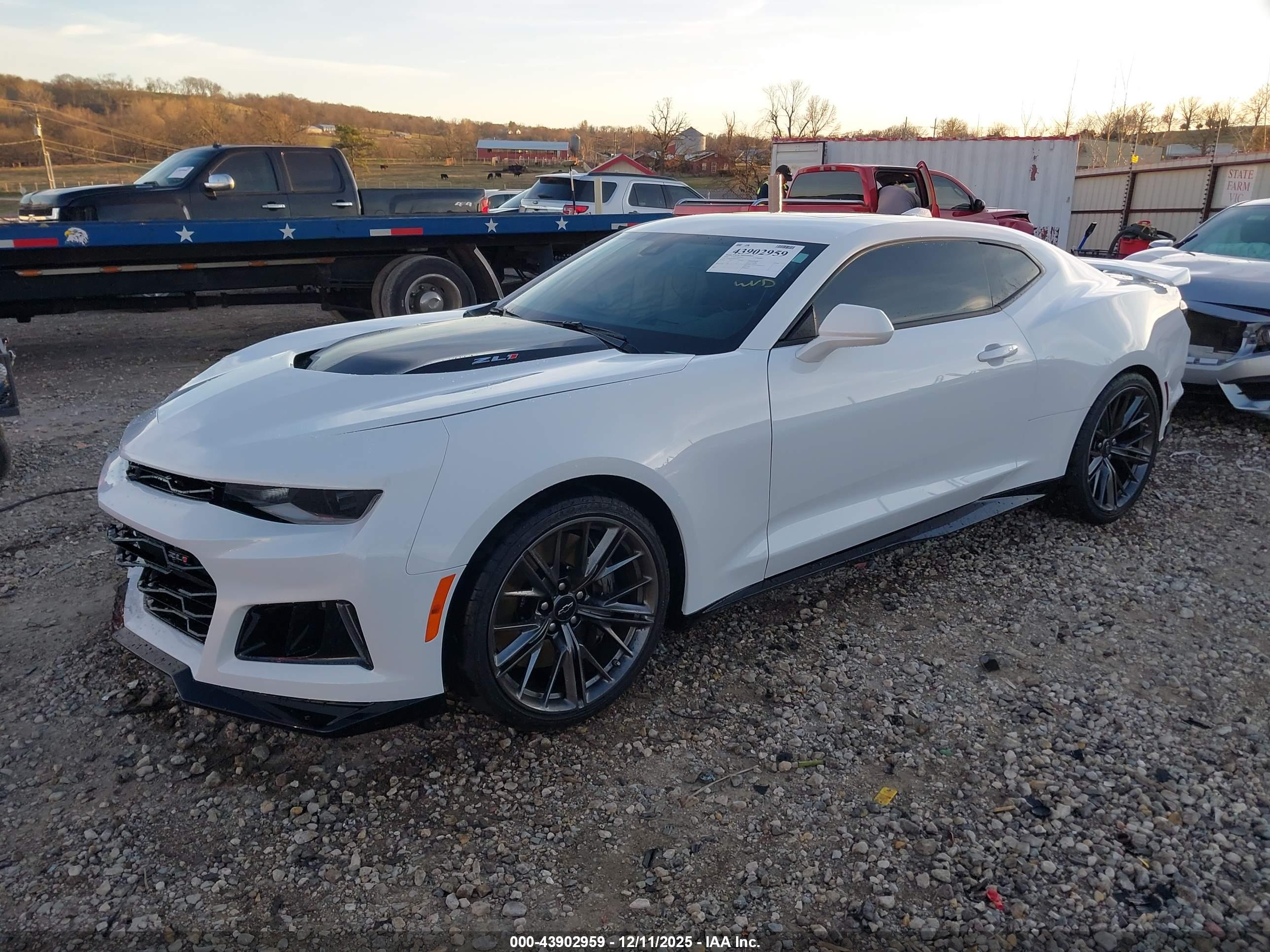 CHEVROLET CAMARO image 2
