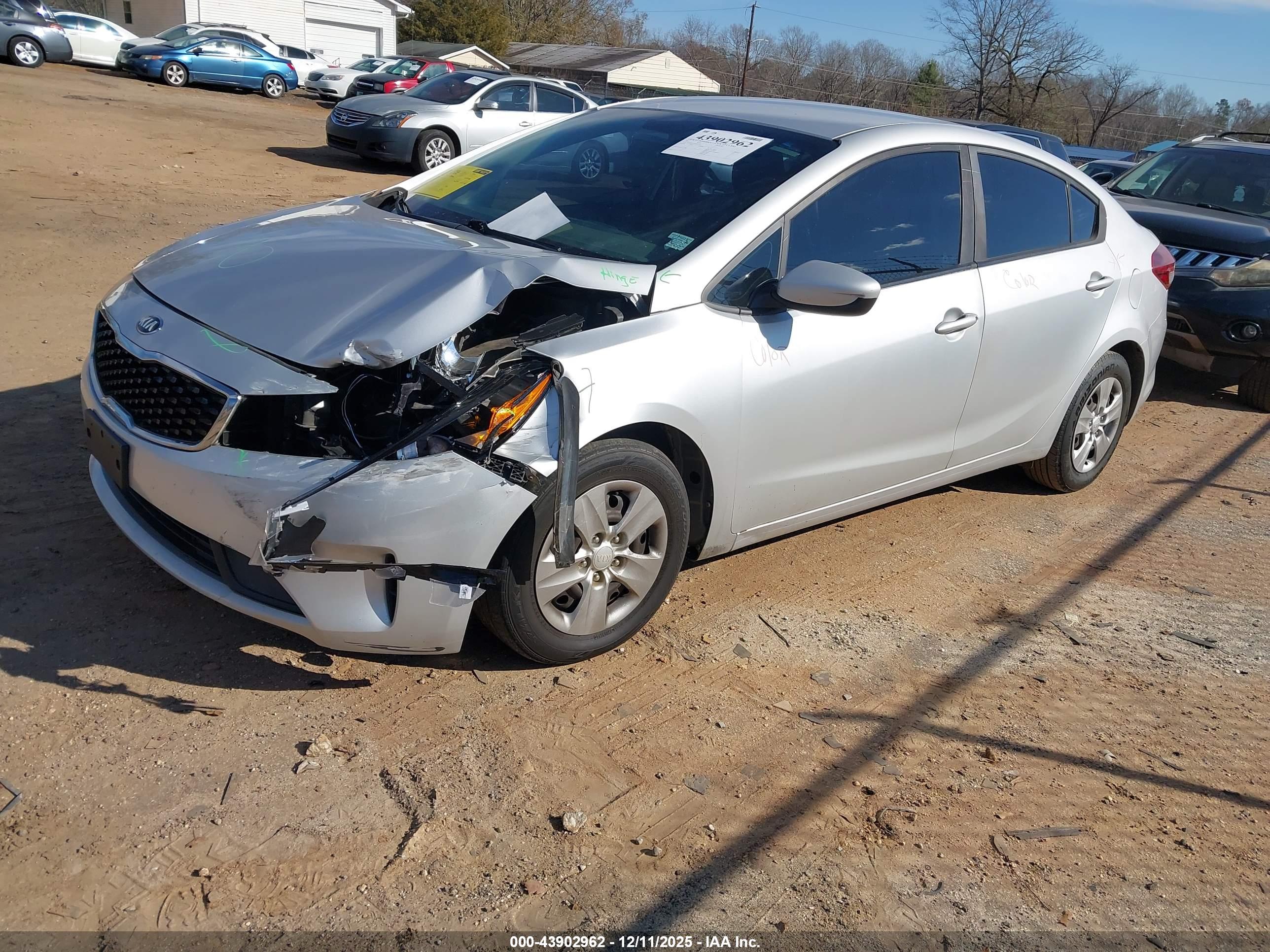 KIA FORTE image 2