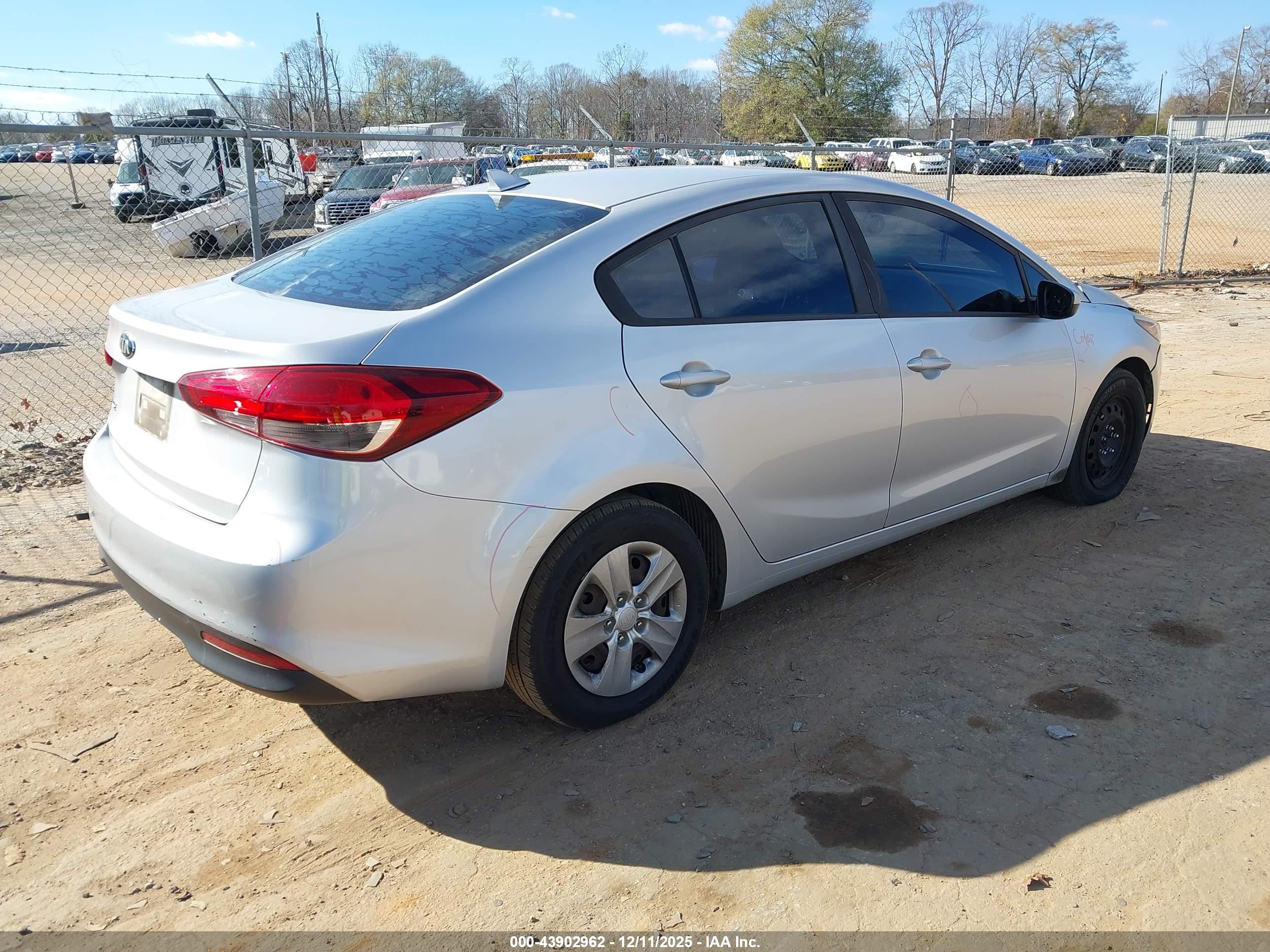 KIA FORTE image 4