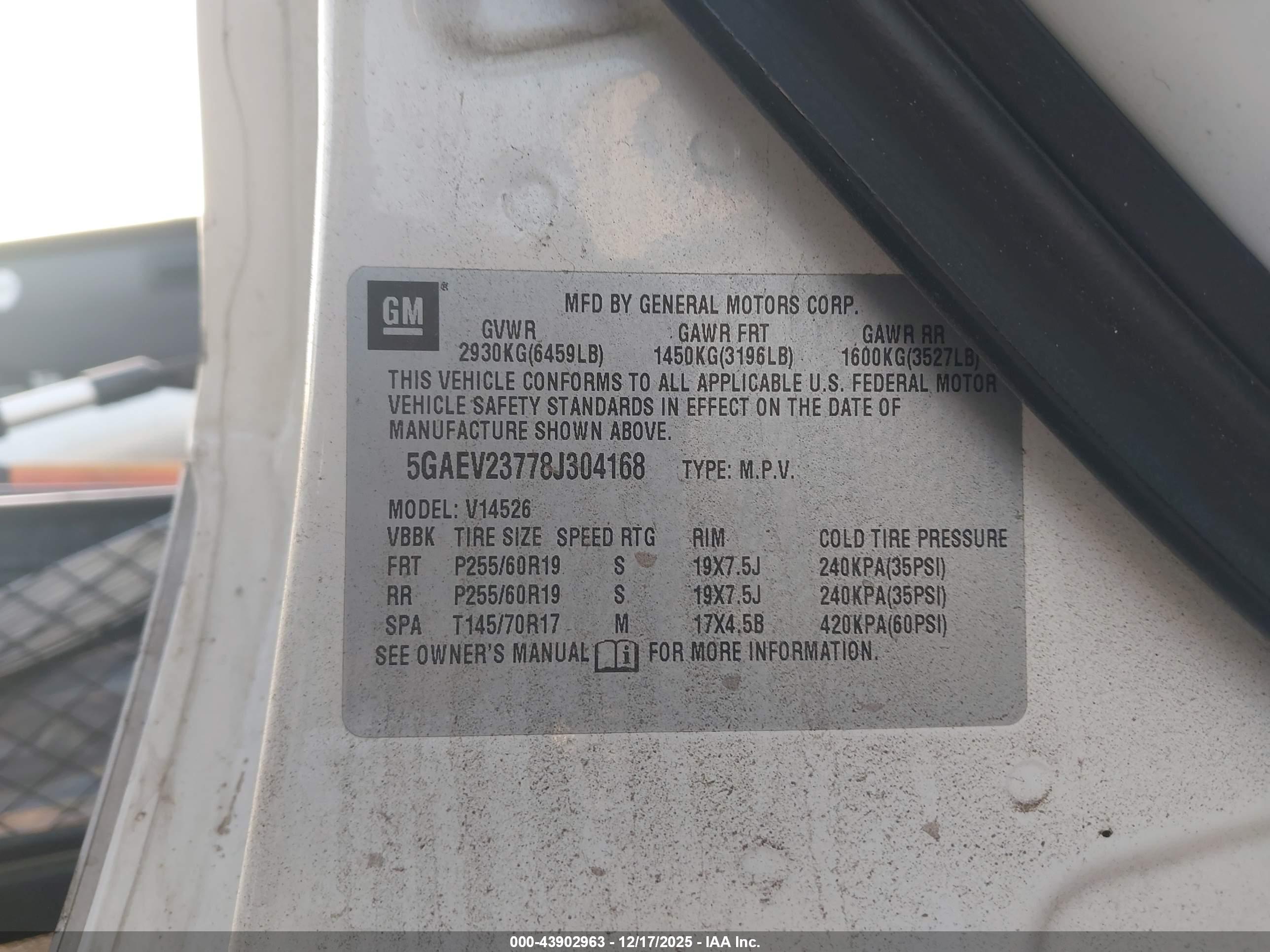BUICK ENCLAVE image 9