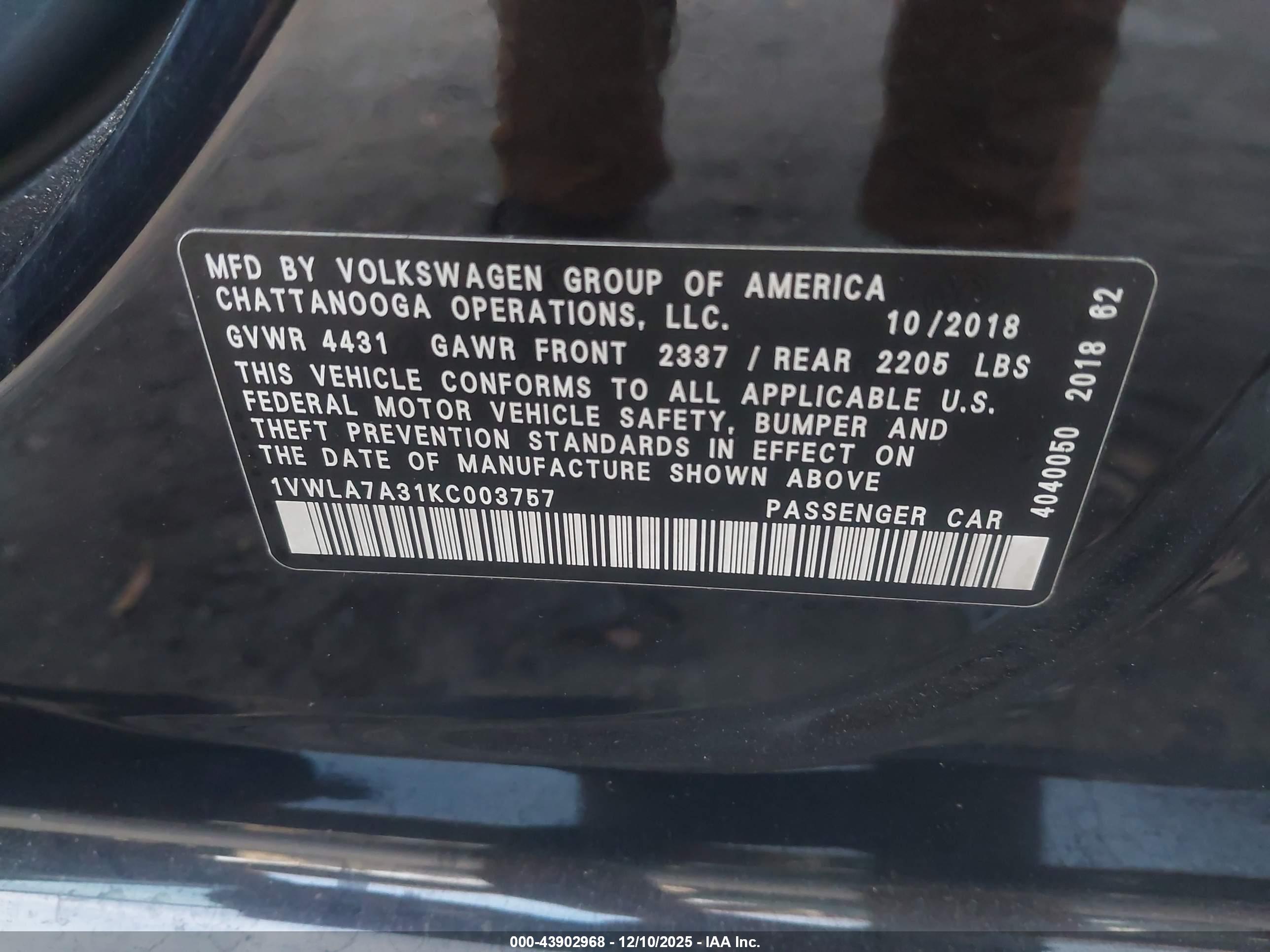 VOLKSWAGEN PASSAT image 9