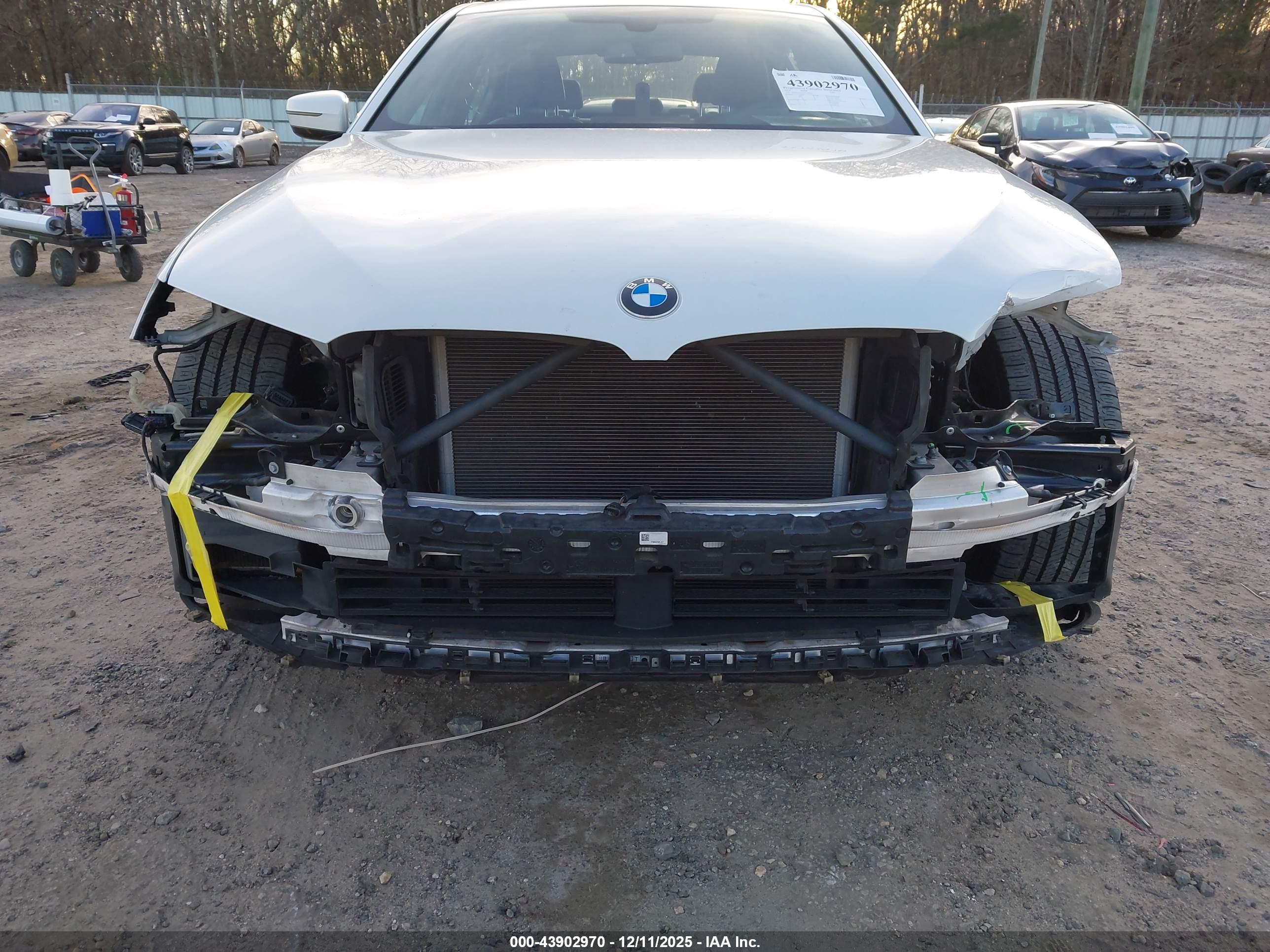 BMW 530I image 6