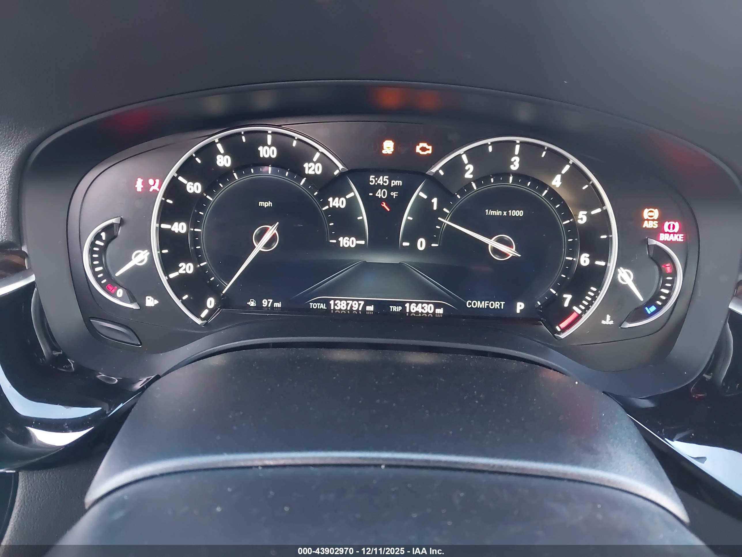 BMW 530I image 7