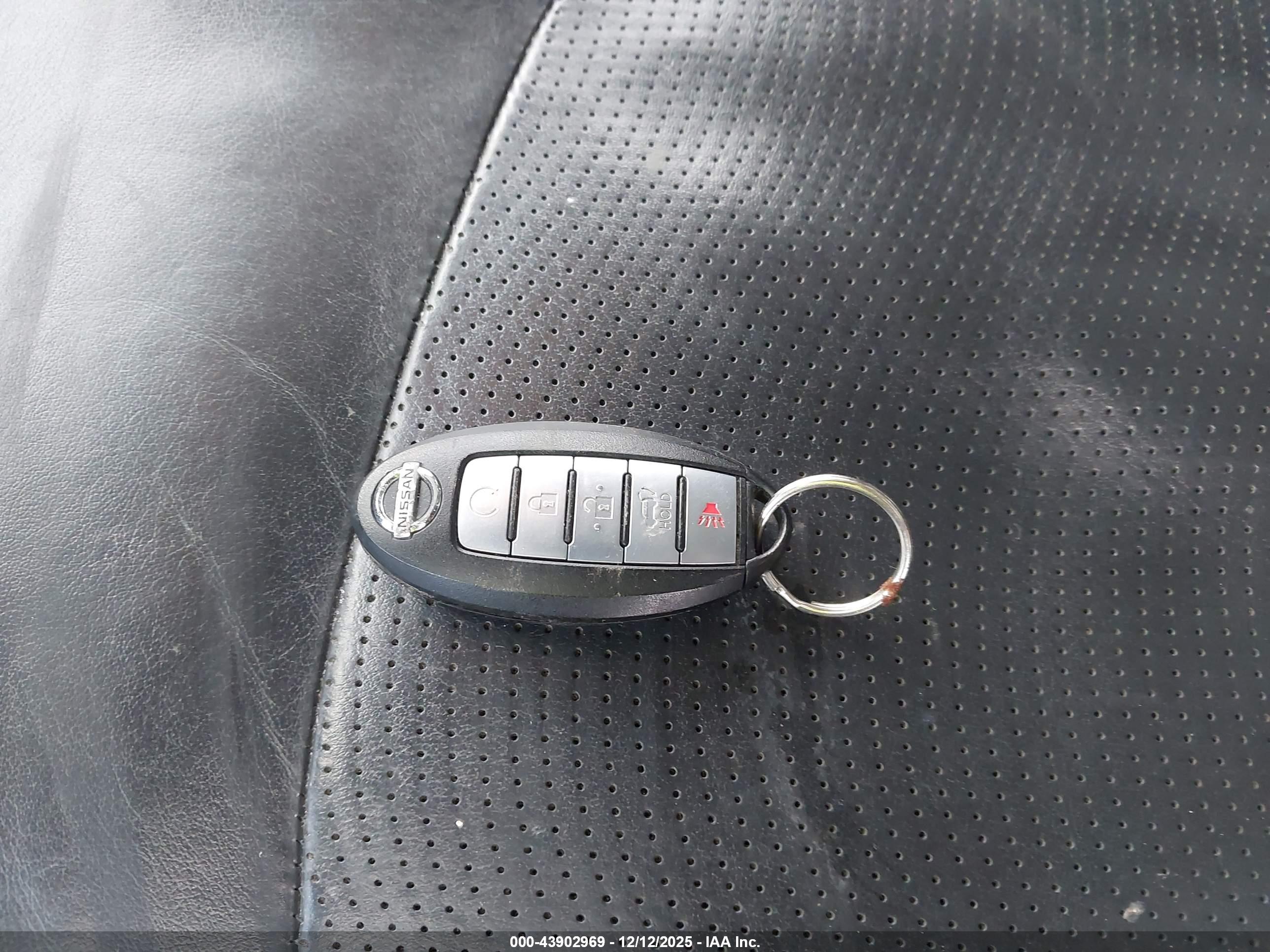 NISSAN ARMADA image 11