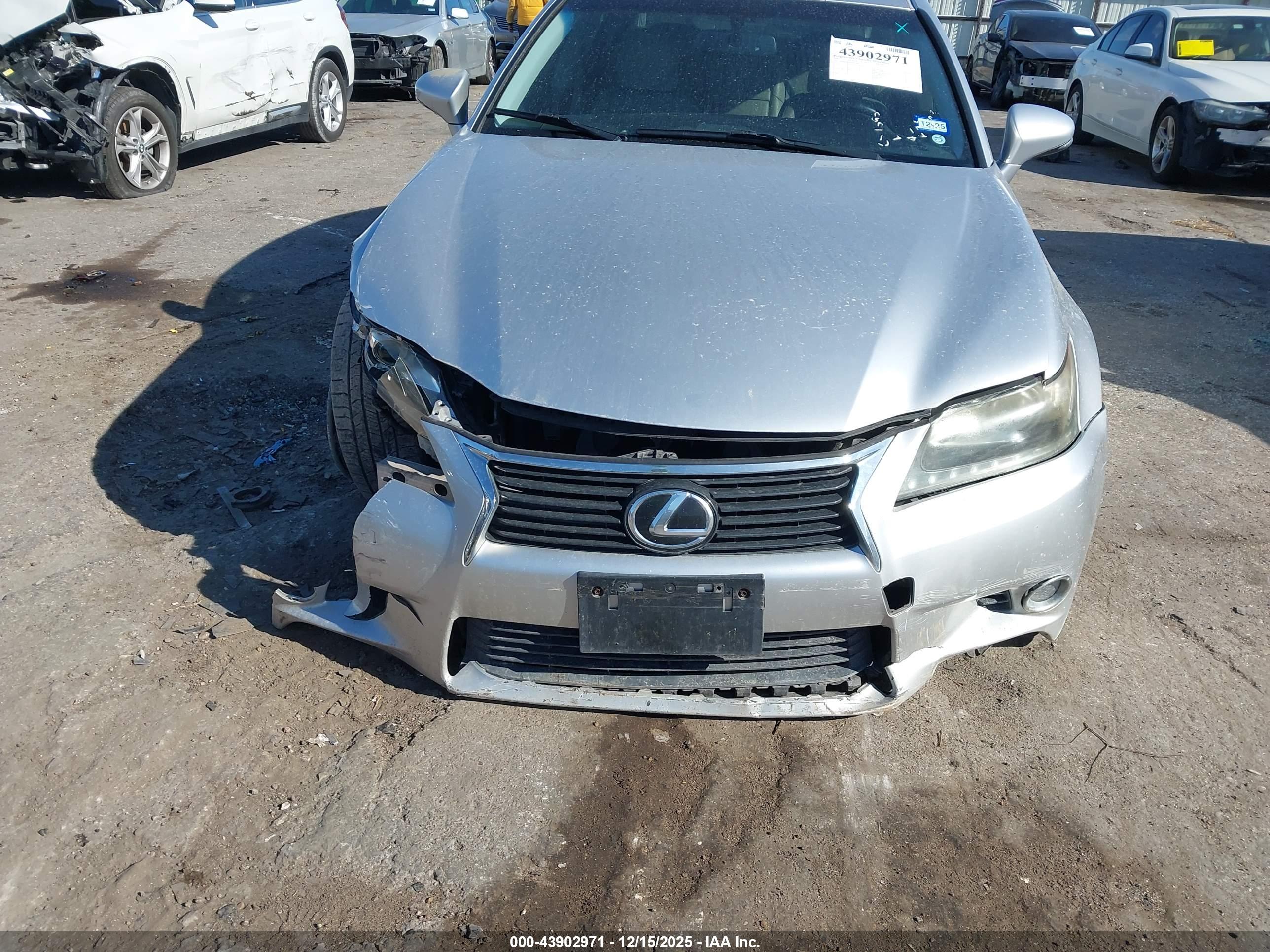 LEXUS GS image 6