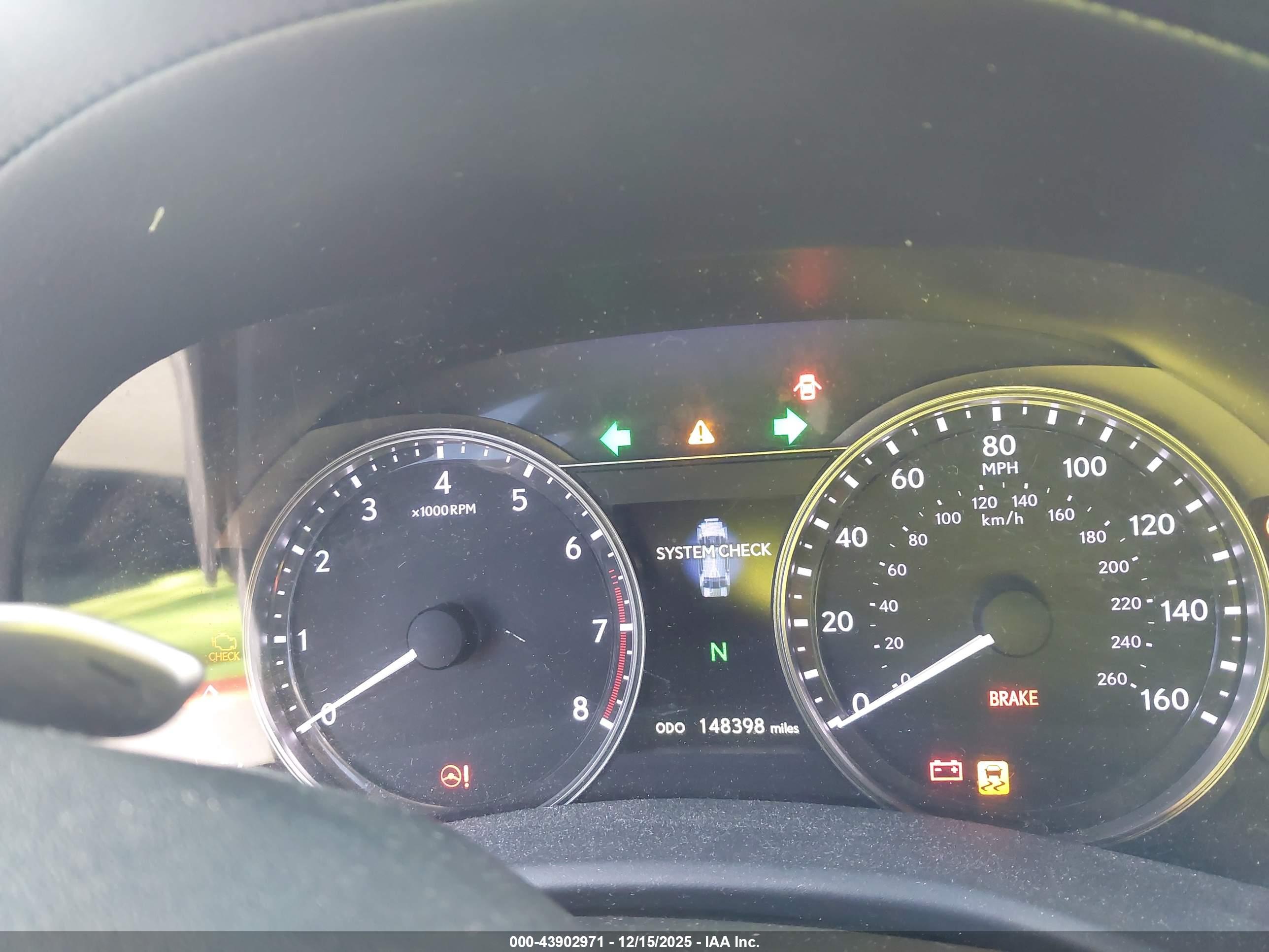 LEXUS GS image 7