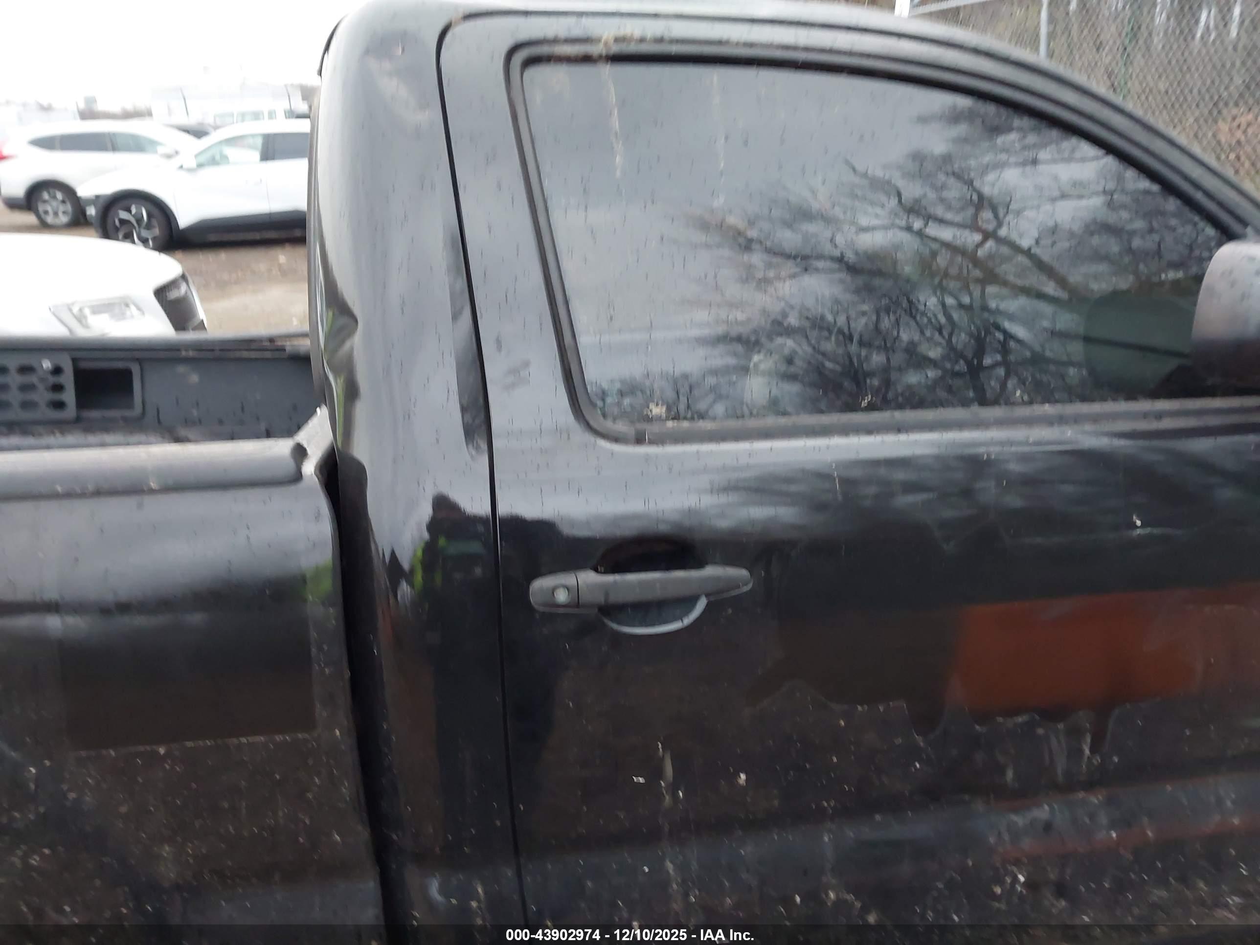 TOYOTA TACOMA image 8